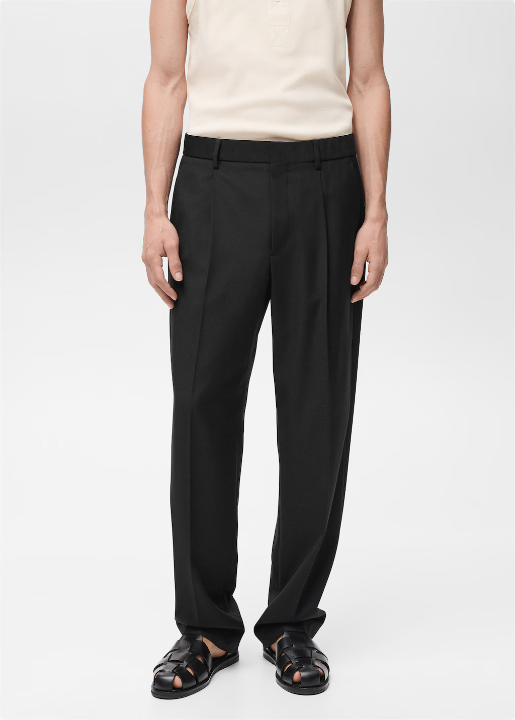 Relaxed-fit suit trousers with pleats - Men | MANGO USA | Mango (US/MX/AU)