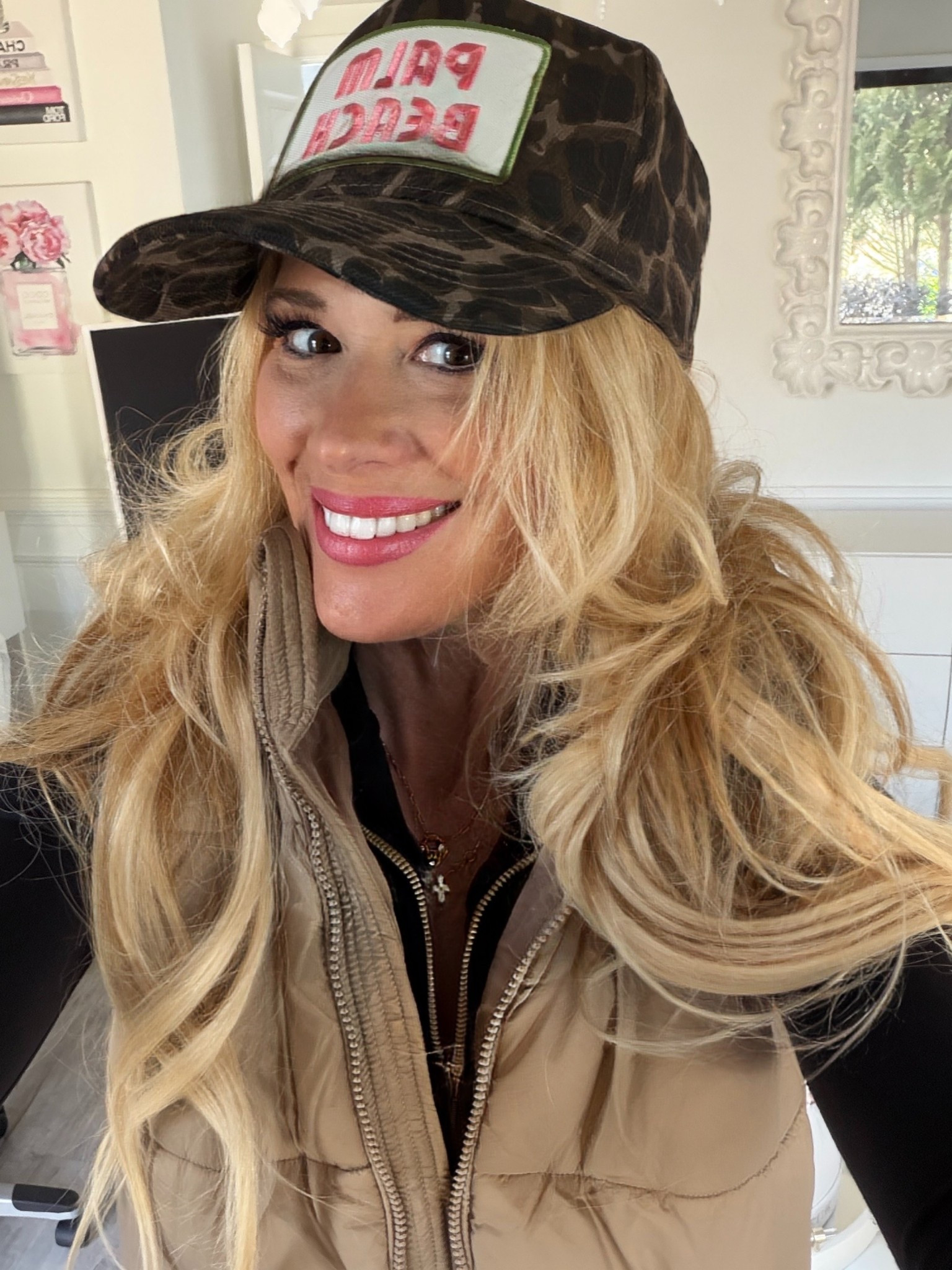 Palm Beach hat ❤️

#LTKootd #LTKdayinmylife #LTKValentine