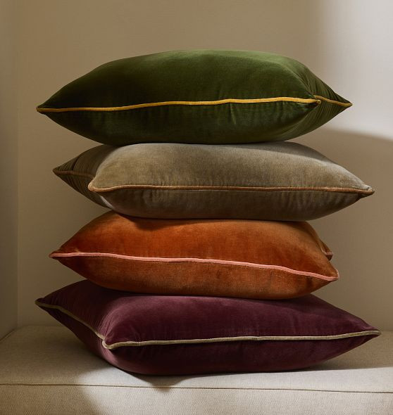 Italian Velvet Contrast Piping Pillow Cover | Rejuvenation