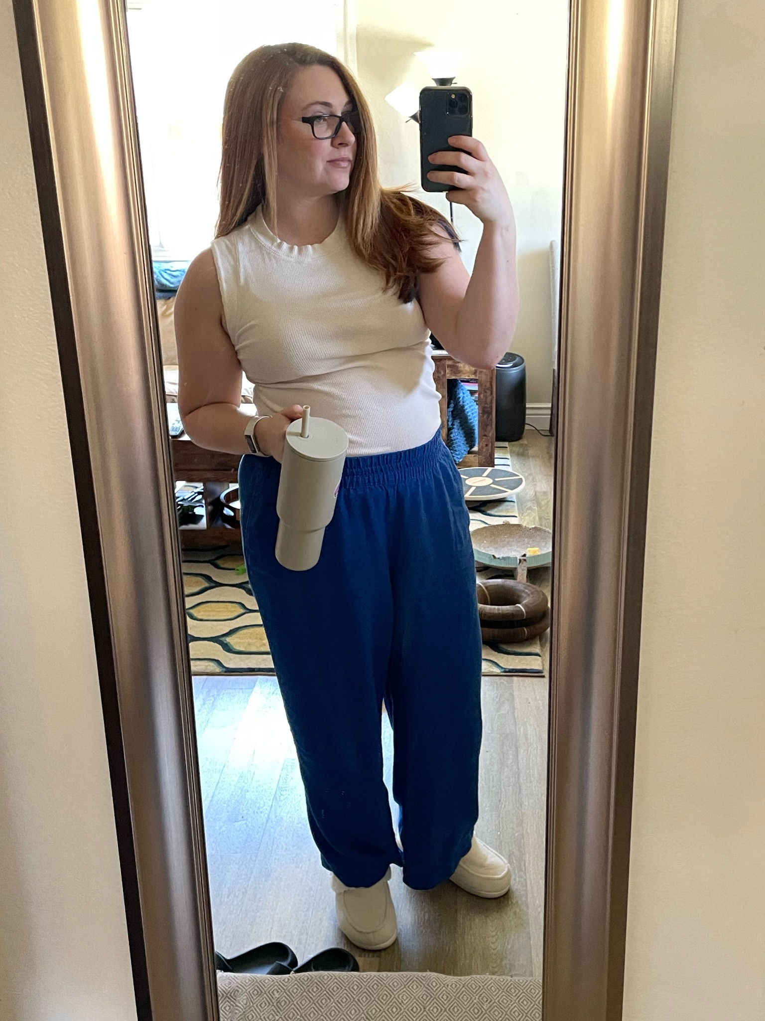 Another comfy wfh fit. 

Pants are on sale for $20 and I’m wearing a large  

#LTKFallSale #LTKSaleAlert #LTKMidsize