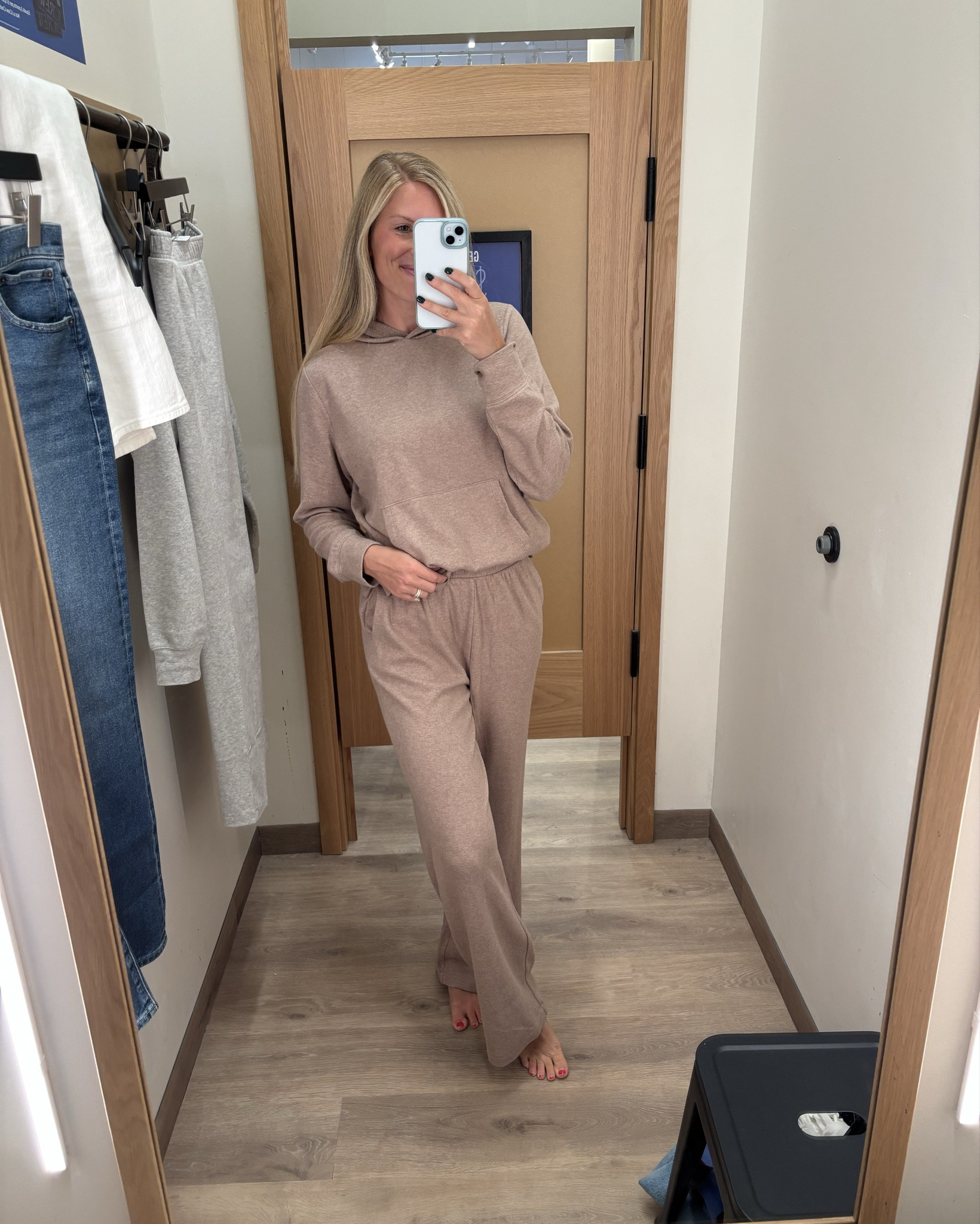 The Jcrew lounge set I’ll be wearing on repeat 

Wearing size small 