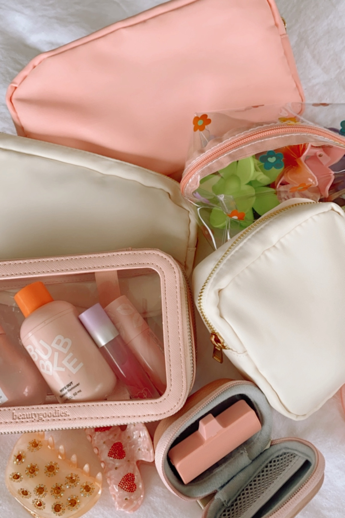 Best of Amazon 2022! 

Best of amazon, amazon 2022, amazon roundups 2022, best of 2022, amazon fashion finds, Versace dupes, Stoney clover dupes, beis dupes, cult Gaia dupes

#LTKbeauty #LTKtravel #LTKstyletip