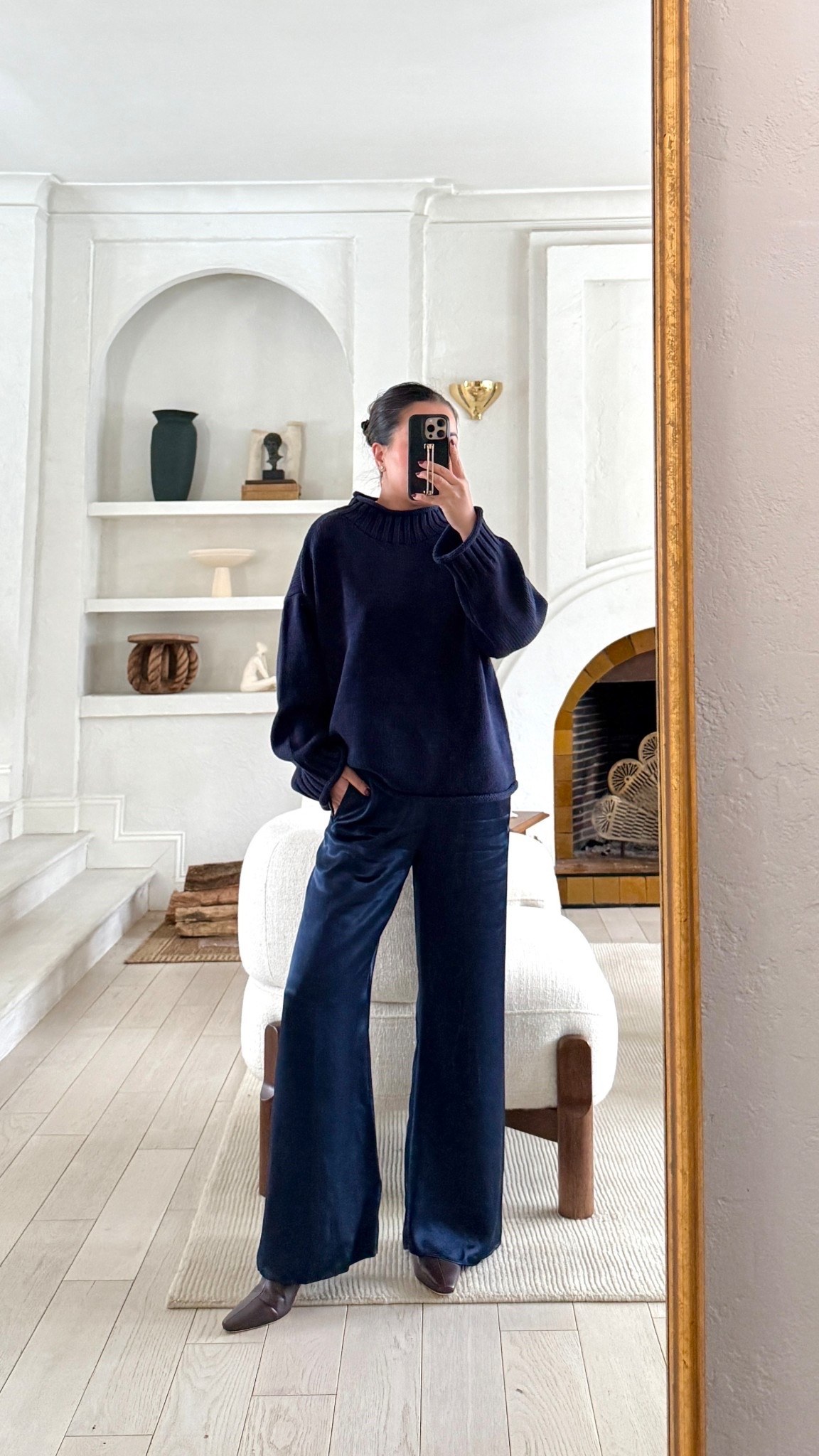 In love with navy 💙

SWEATER: thick cotton sweater! A favorite. Wearing an XS.

PANTS: satin pants with elastic band. Postpartum tummy comfortable! I’m wearing a XS Petite.

BOOTS: a favorite! So comfortable and I find them TTS. I’m a size 5 and I take a size 5 in these.

#LTKootd #LTKHoliday #LTKPetite