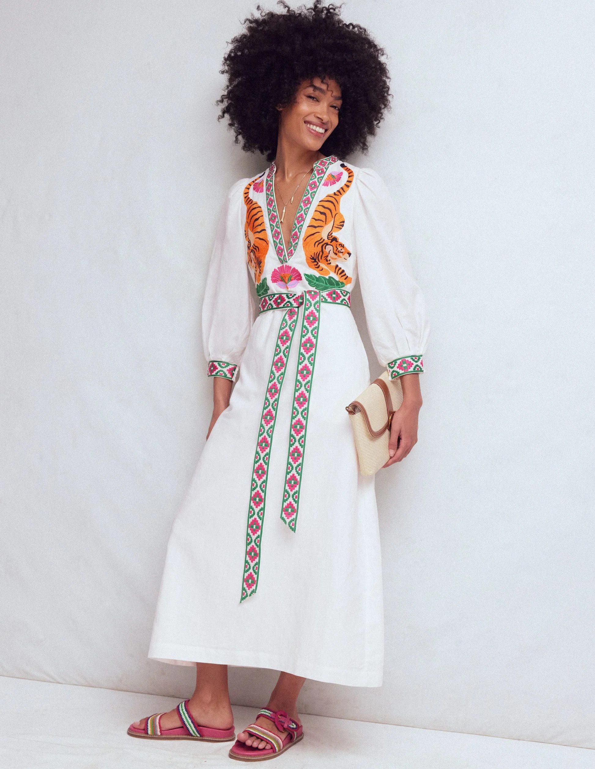 Octavia Linen Blend Dress-Embroidered Chambray | Boden (US)