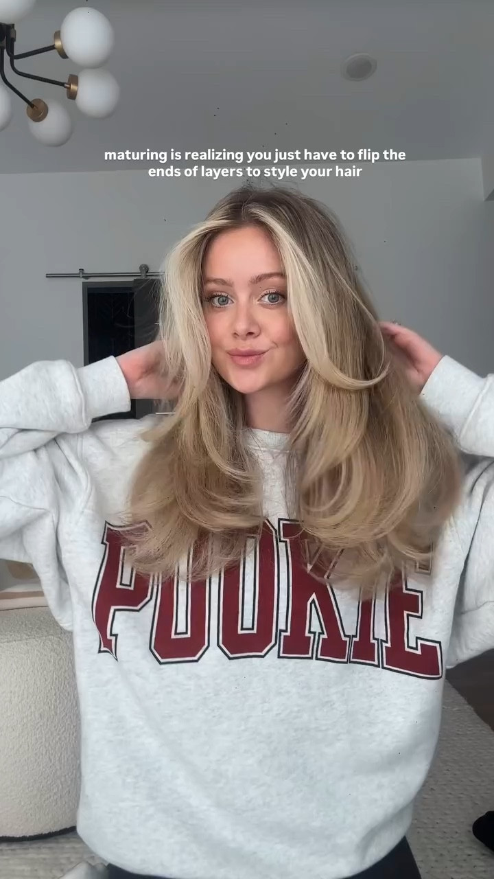 Me 🤝 layers

SEPARATE HAIR INTO 3 SECTIONS -
Bottom layer: Flip out
Middle layer: Flip in by face then alternate (in/out)
Top layer: Flip in

#LTKFindsUnder100 #LTKBeauty #LTKWatchNow