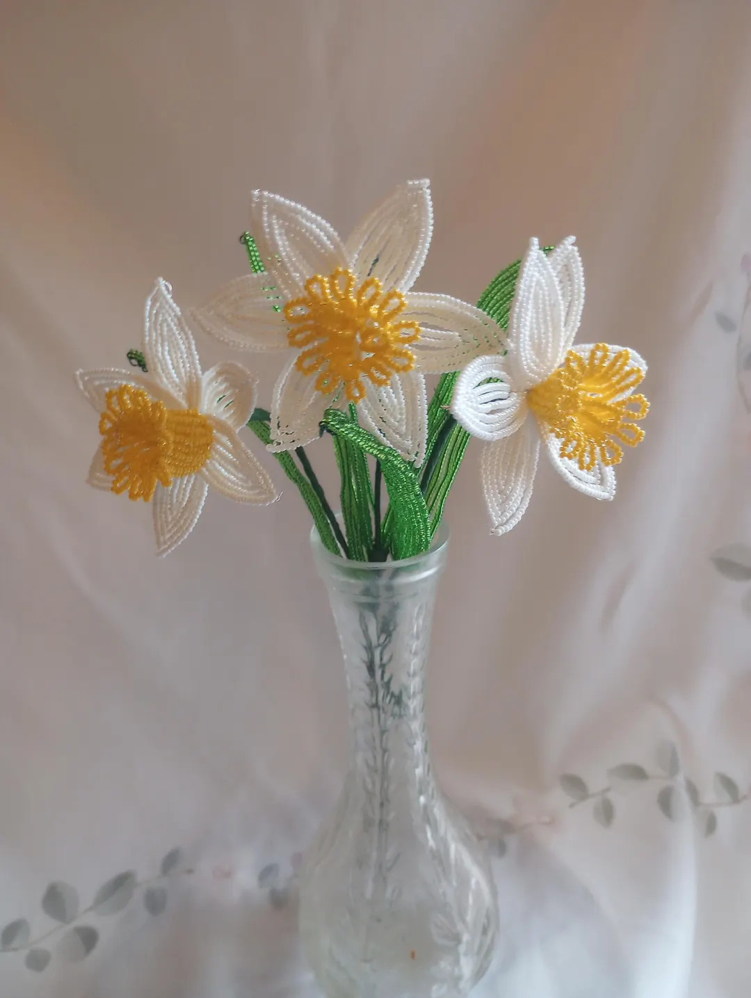 French Beaded White and Yellow Daffodils - Etsy | Etsy (US)