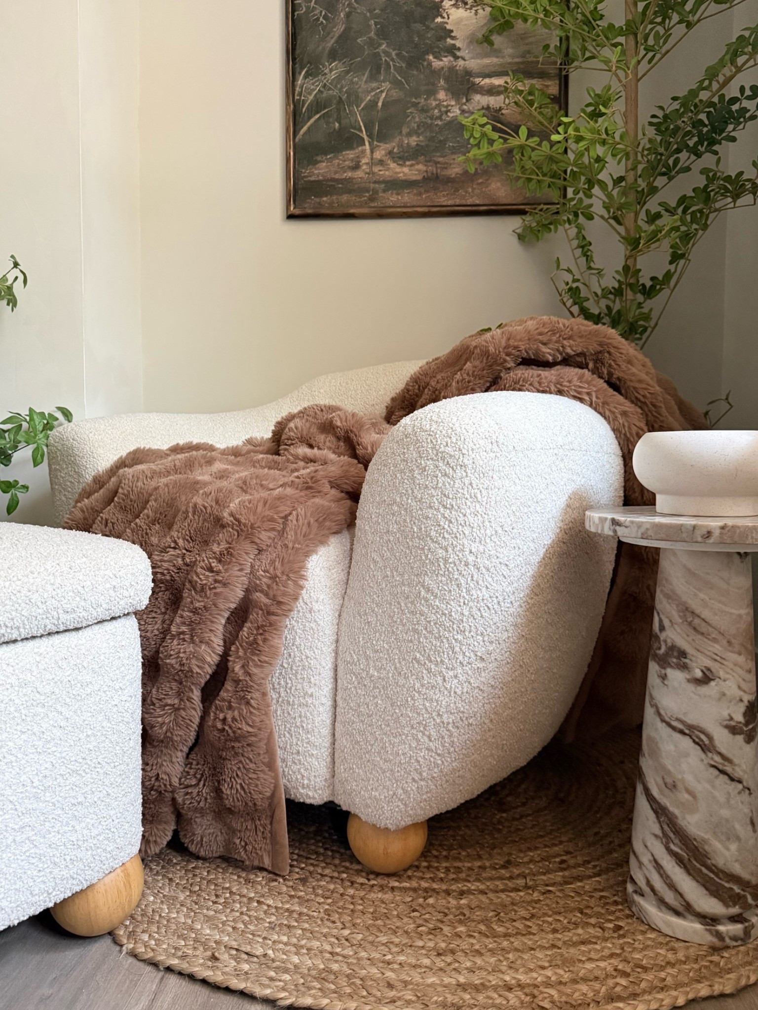 The ball foot detail on this chair and ottoman combo is such a charming feature. 
Smaller chair..perfect for a bedroom corner🤍