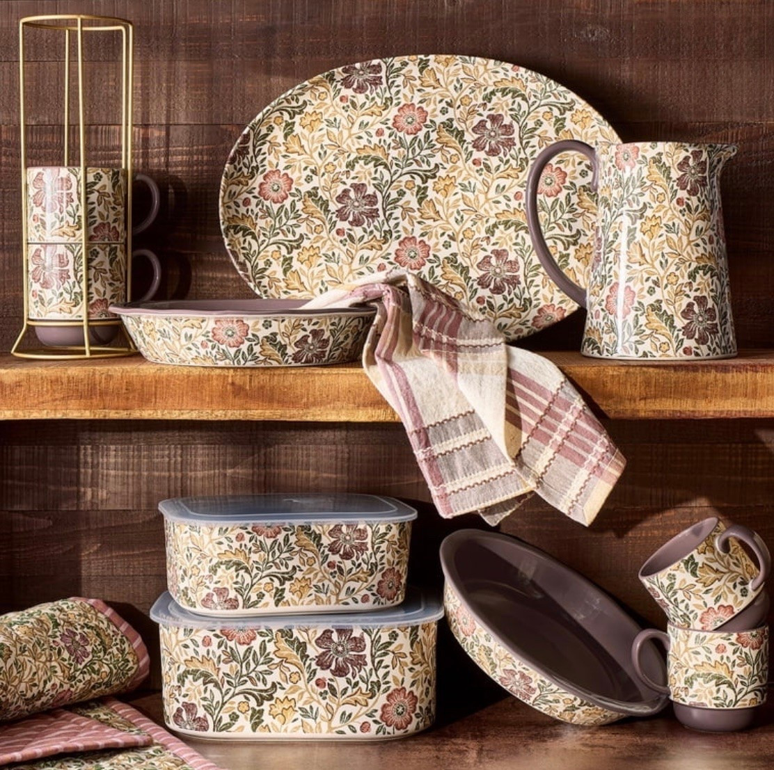 New fall arrivals from Walmart: Better Homes & Gardens Edith Vine Floral Collection. 



Fall table top, fall home arrivals, fall decor, thanksgiving dinnerware, thanksgiving table decor

#LTKSeasonal #LTKHome #LTKmomlife