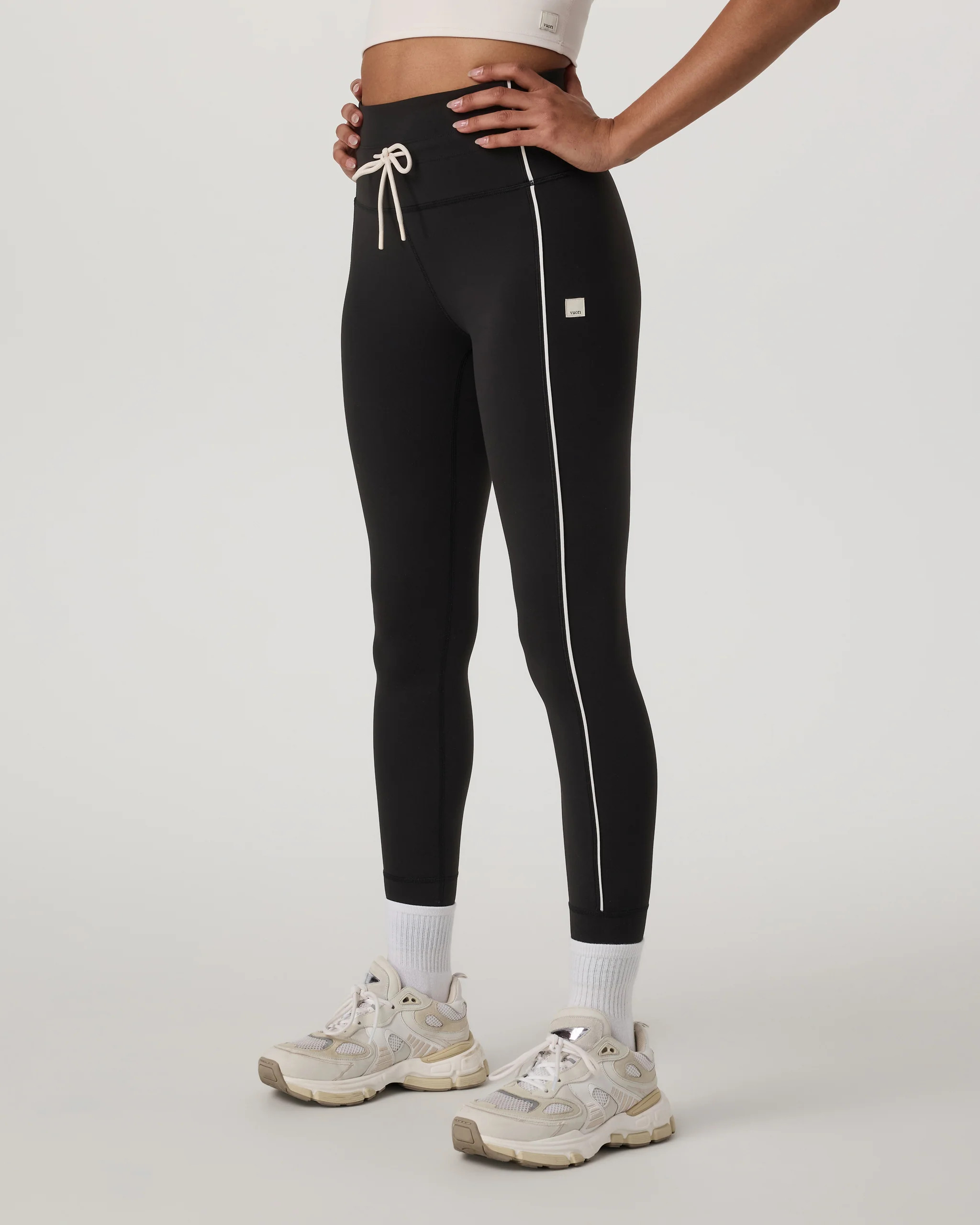 Daily Piped Legging | Vuori Clothing (US & Canada)