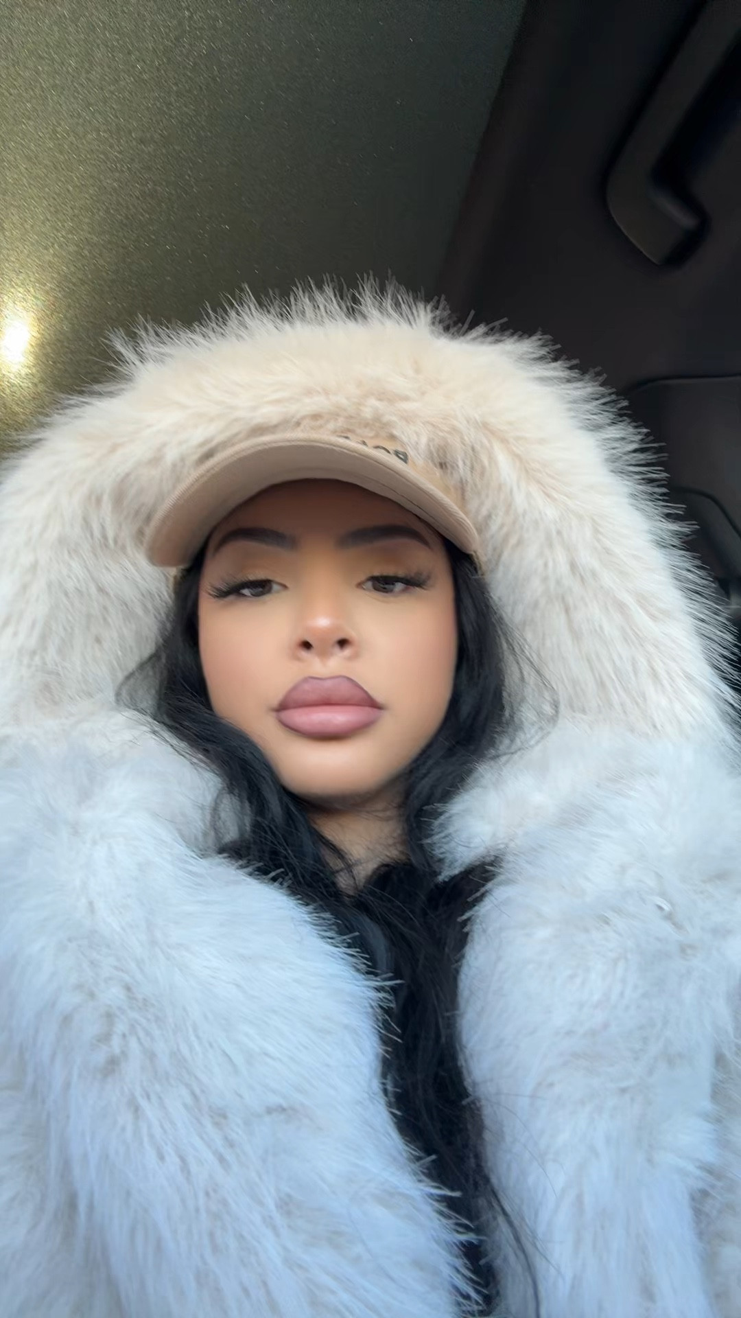 This fur jacket is EVERYTHING! Also affordable 

#LTKFindsUnder100 #LTKStyleTip #LTKU