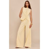 Butter Yellow Linen Look Wide Leg Pleated Trousers, Butter Yellow | PrettyLittleThing UK