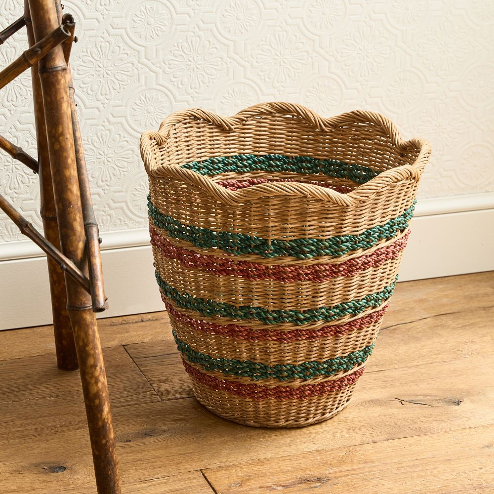 June Hand-Woven Seagrass Scallop Basket | GreenRow