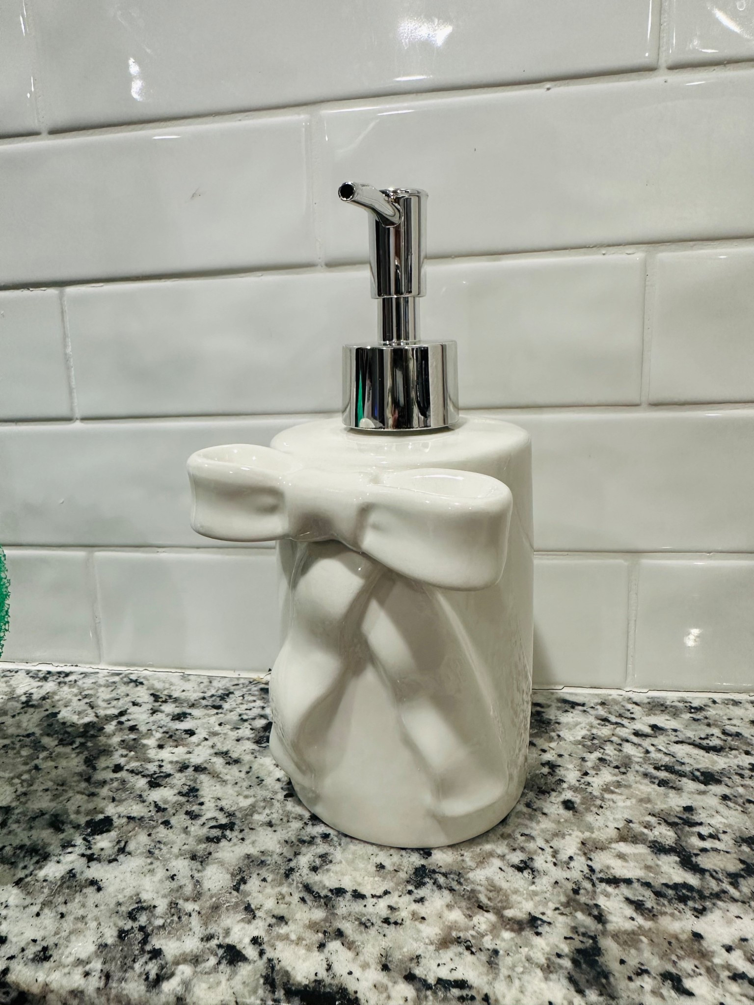 My new spring soap dispenser 🤭💐



#LTKSpringSale #LTKHome #LTKWedding