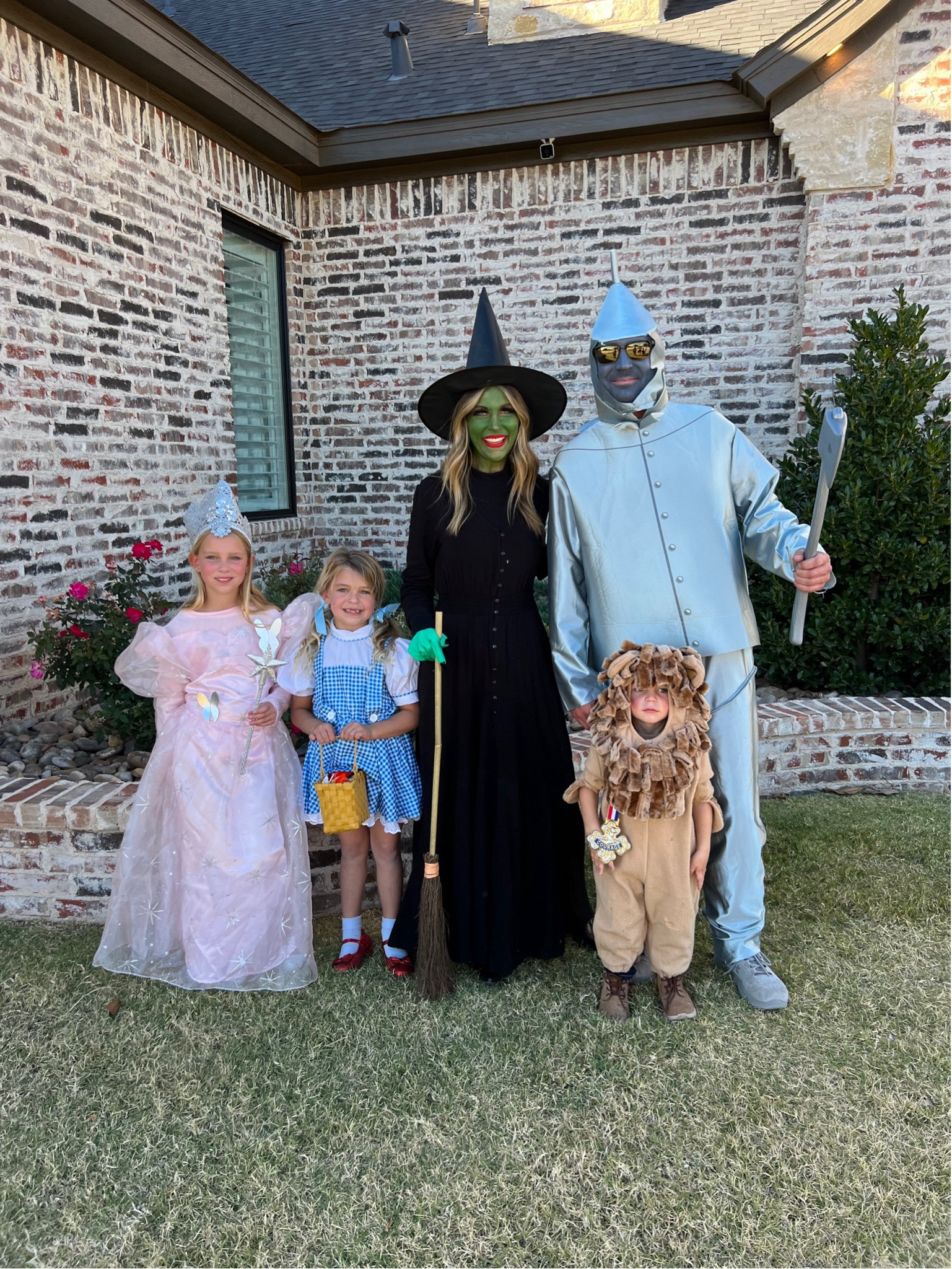 Family Halloween costumes! 
Wizard of oz family costume inspo! 

#LTKSeasonal #LTKFamily #LTKKids