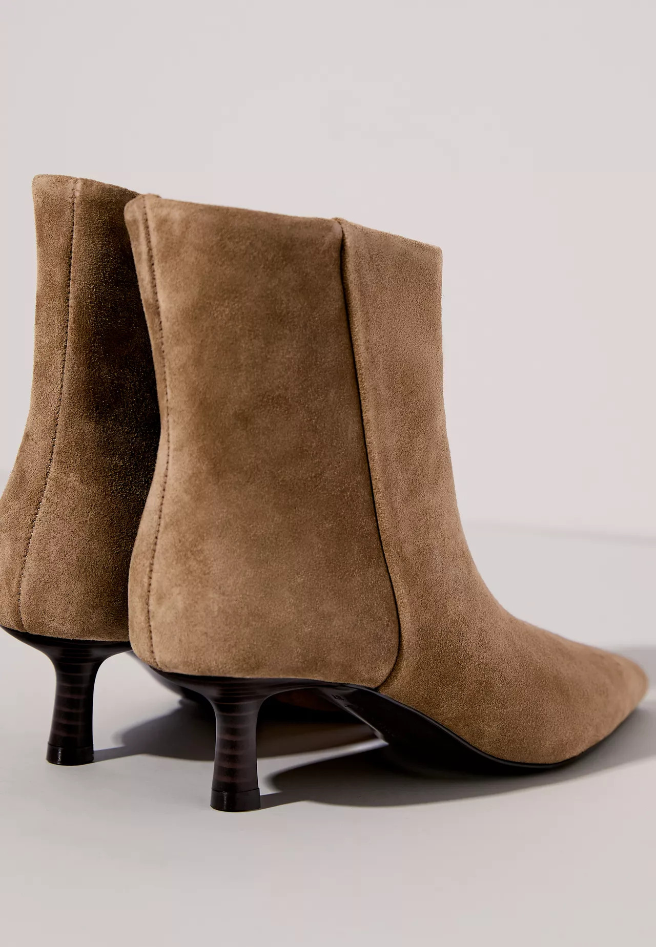 Leather kitten heel ankle boots - Women's Just in | Stradivarius United Kingdom | Stradivarius (UK)