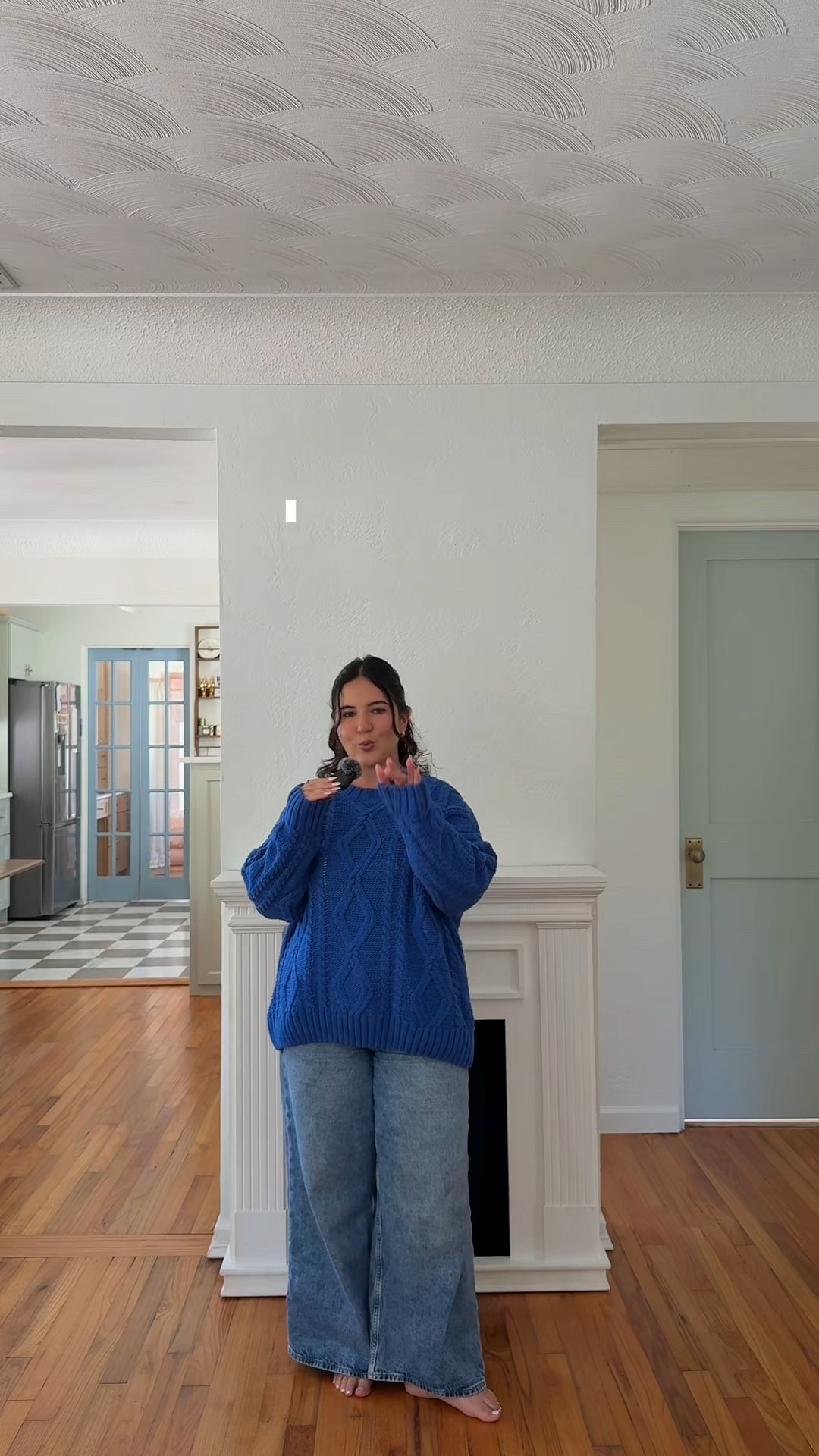 I've been sooo excited to decorate my new mantel & I'm obsessed - everything is from @wayfair 🌲🎀✨ #Ad #Wayfair #WayfairPartner #WinTheSeason 

#LTKHome #LTKHoliday #LTKSeasonal