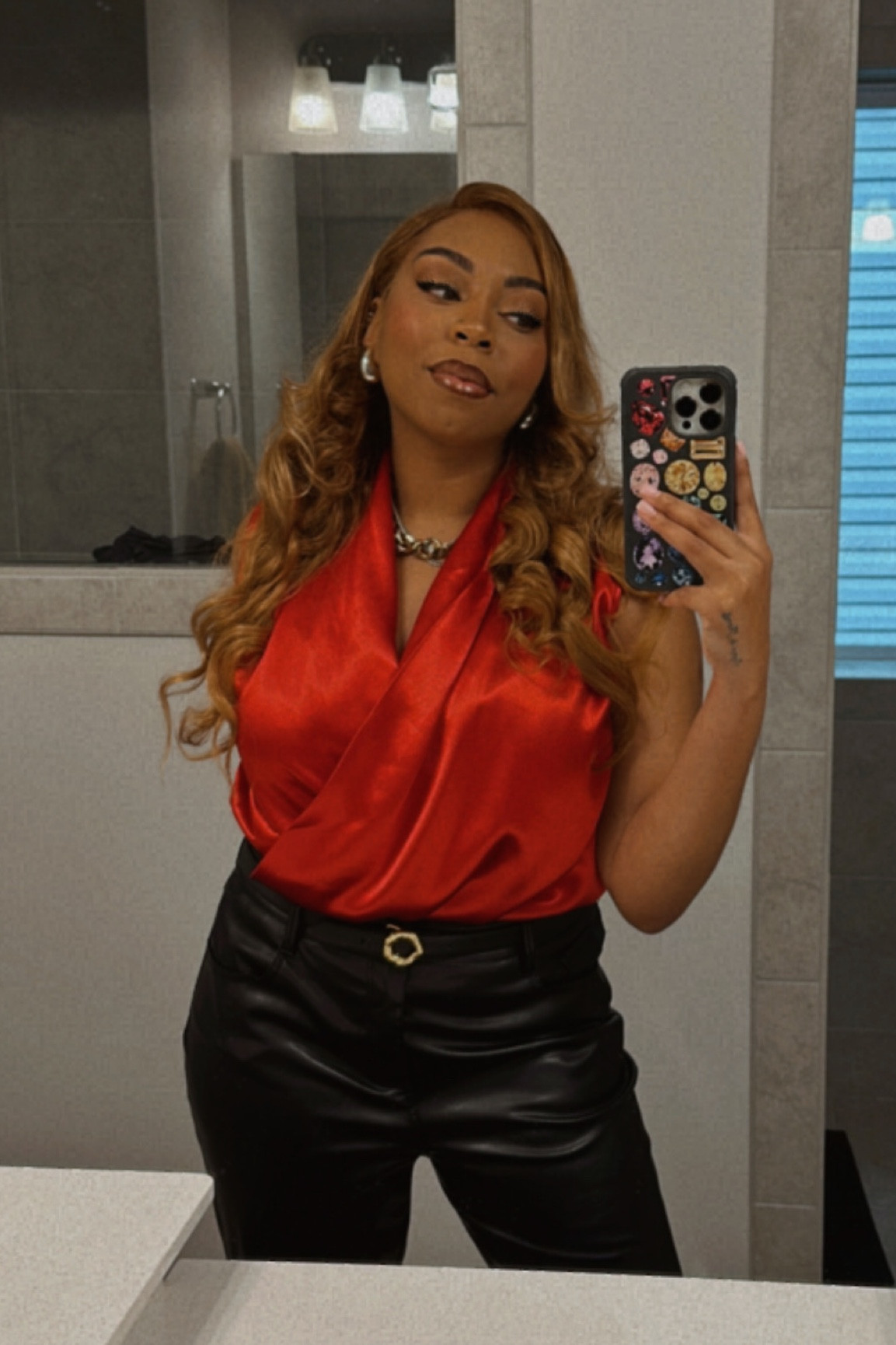 This black leather belt makes the outfit for me! 😍 Super casual look that can easily transition from day to night, work or play. You could dress this look down with a leather jacket, or dress it up for work with a sleek blazer. You choose! 😉❤️

P.S.: Obsessed with the gold chain necklace. This is my go to statement necklace & I normally pair it with a silver chain.

#LTKMostLoved 

#LTKstyletip #LTKover40
