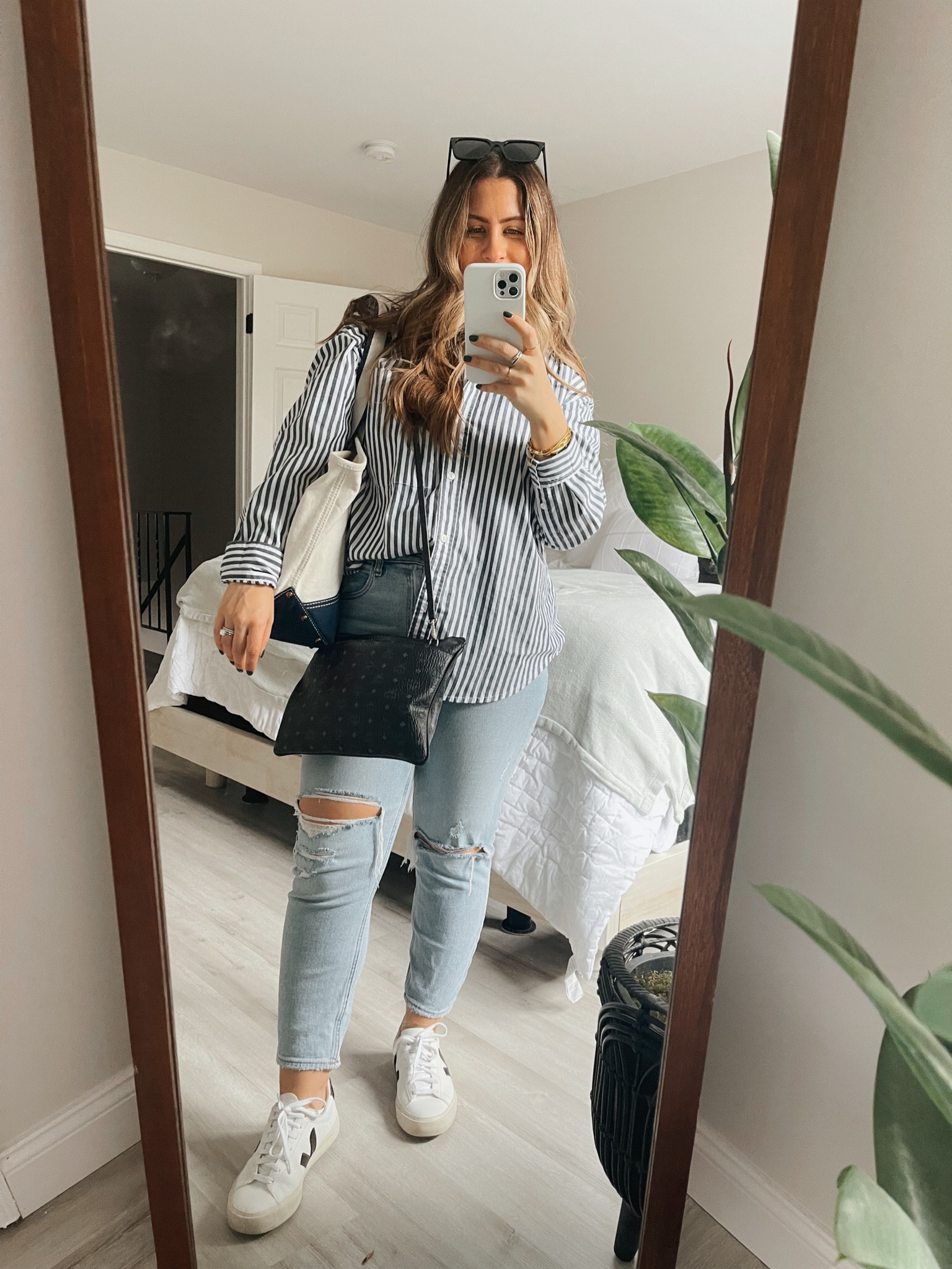 Transitional outfits and lots of bags 

#LTKunder100 #LTKstyletip #LTKSeasonal