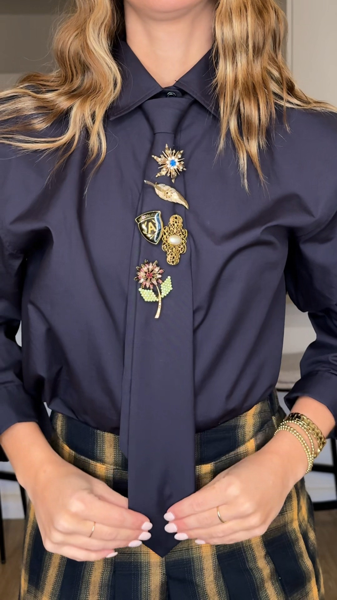 Styling my great-grandmother’s brooches 🤍 I carry her name, and now a little piece of her legacy too. #brooches #amazonfinds #workootd #winteroutfit #midiskirt #shirtandtie #outfitinspo

#LTKgrwm #LTKootd #LTKWorkwear