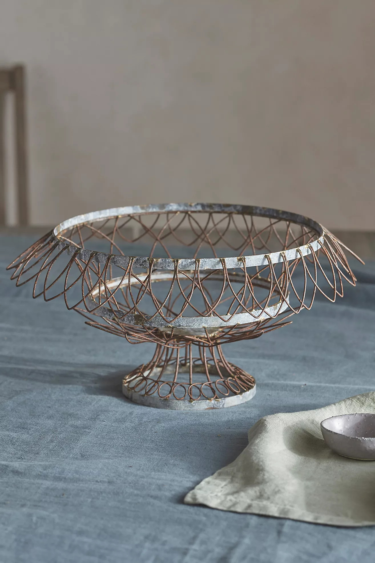 Low Wire Urn Planter | Terrain