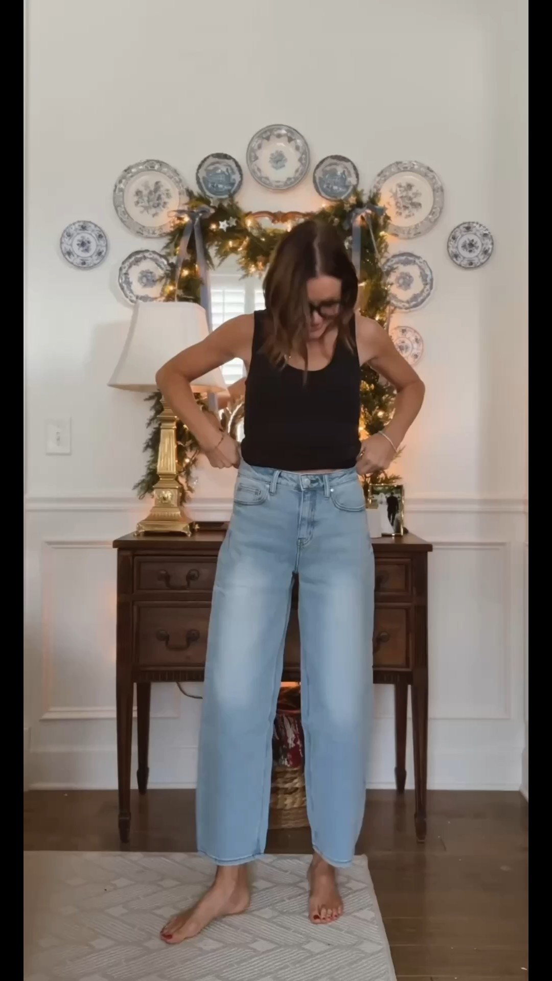 Small in tank and blazer 
26 in jeans 