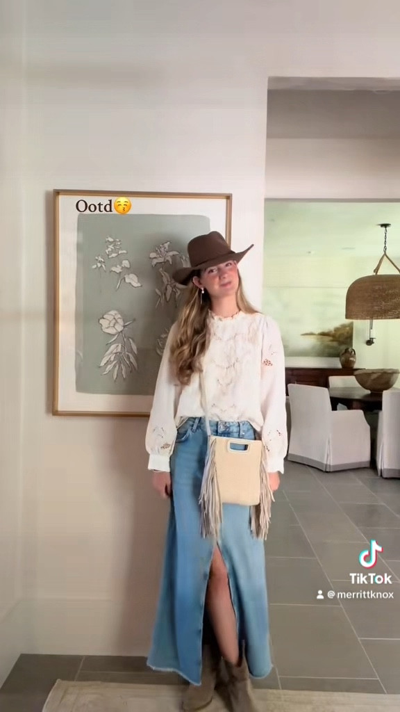 Fall fit! 

#LTKSeasonal #LTKVideo #LTKStyleTip