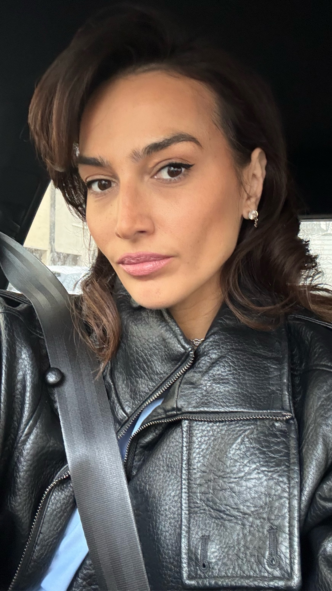 Real morning routine.
15 minutes for makeup and hair before taking the kids to school and heading to work.
Preparing my outfit the night before saves me so much time.

#LTKspring #LTKstyletip #LTKbeauty