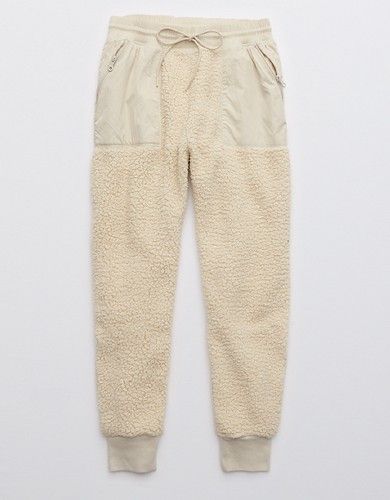 OFFLINE Sherpa Jogger | American Eagle Outfitters (US & CA)
