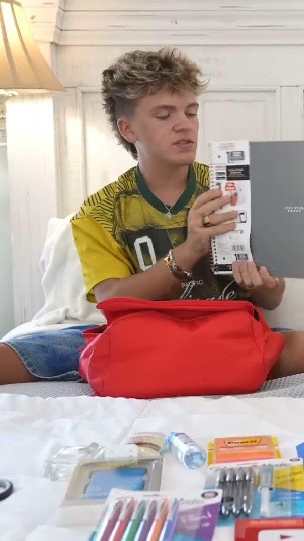 Shop Luke’s high school backpack school supplies haul 📕🌟

#LTKMens #LTKFindsUnder50 #LTKU