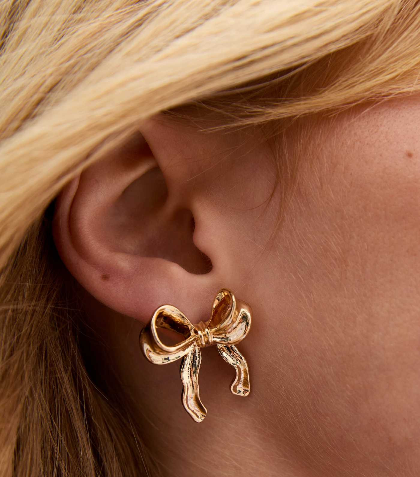 Gold Tone Textured Bow Stud Earrings | New Look | New Look (UK)