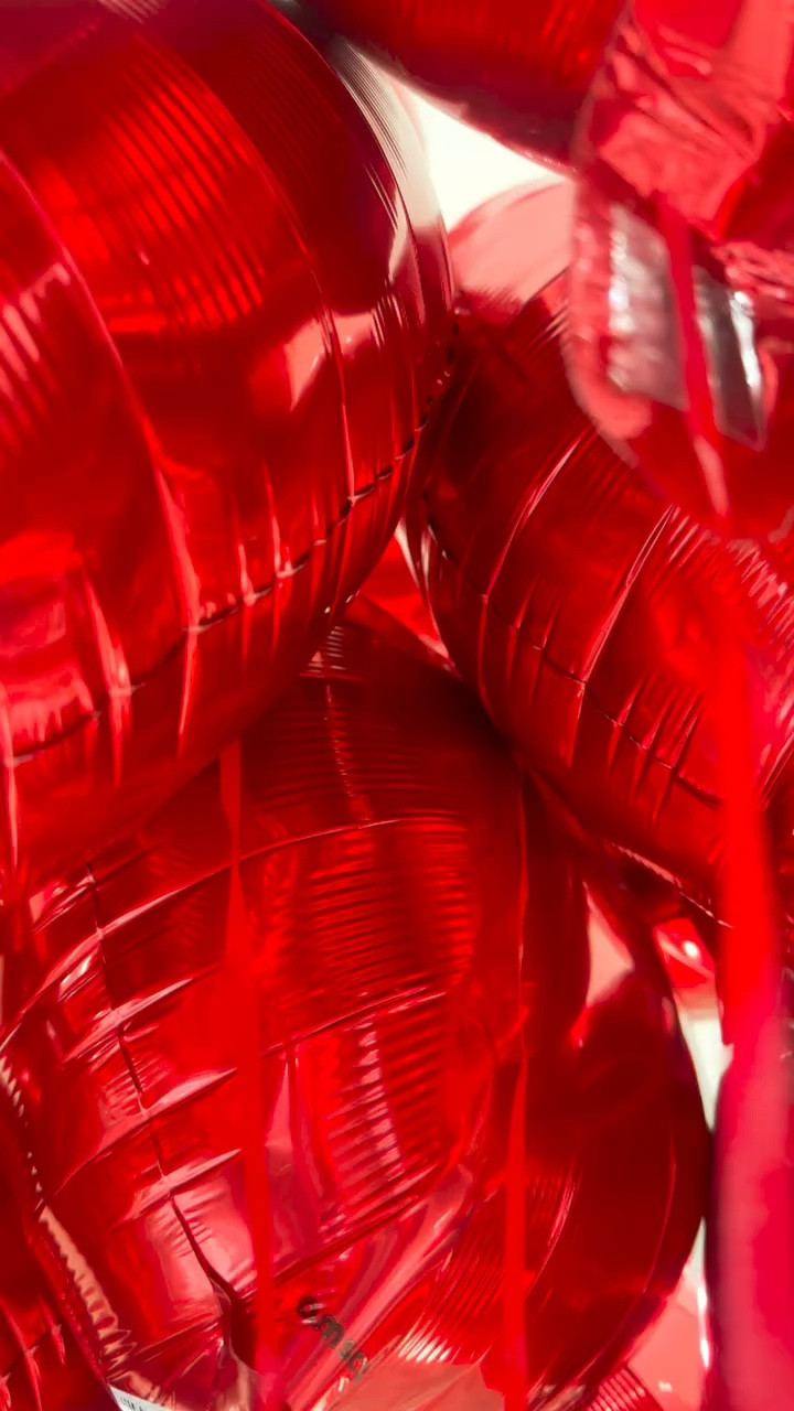 Happy Valentine’s Day! ❤️

#valentinesdayoutfit #hearts #heartjewelry #redballoons #valentinesdaymakeup #lovers #goldjewelry #inlove #romantic #inlove #spreadlove #ootd #sparklesquad