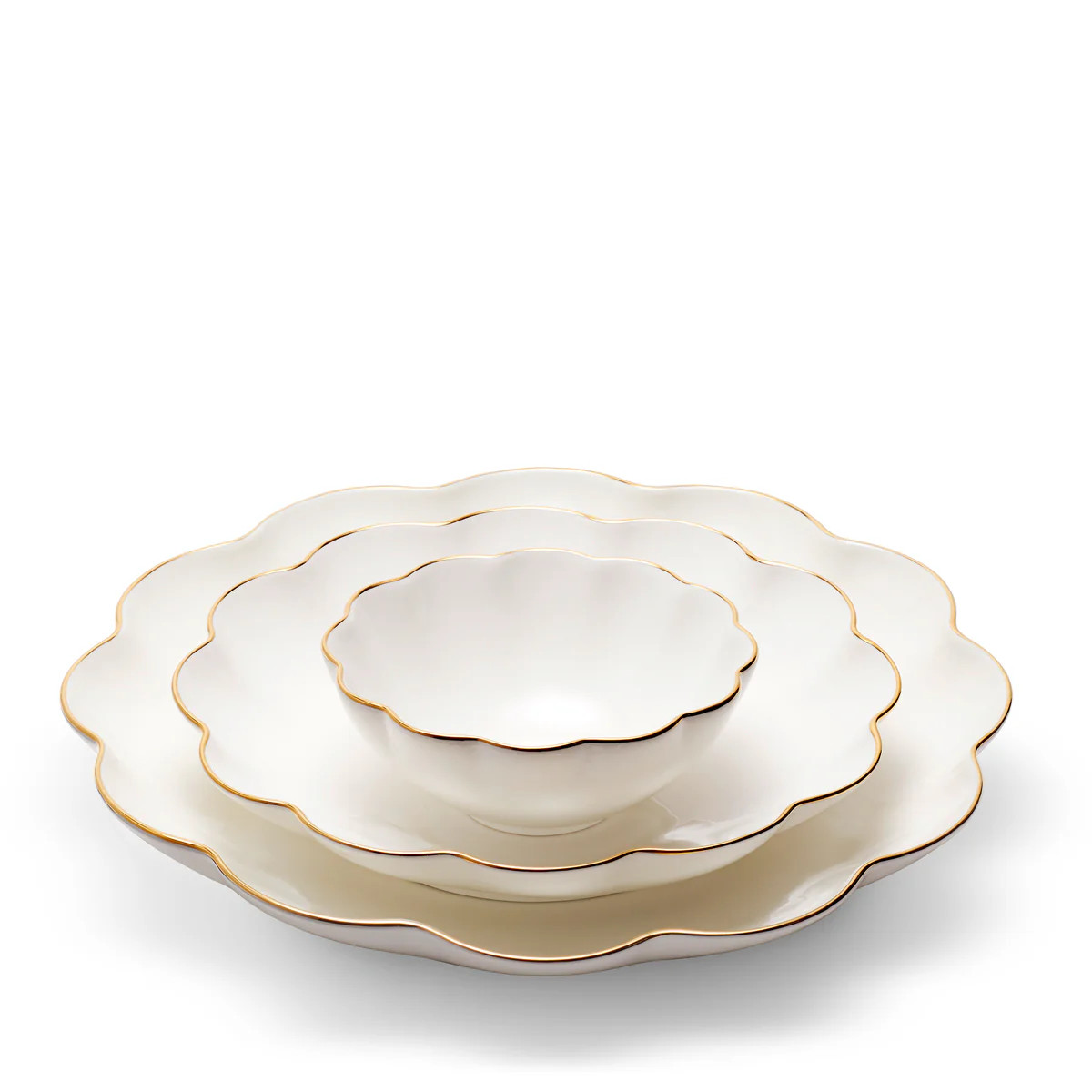 Scalloped Nesting Serving Dishes, Set of 3 | Over The Moon