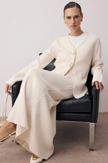 Trendyol Modest Ecru Gold Knopf Trikot Rock Set TCTAW26US00011- Trendyol | Trendyol DE