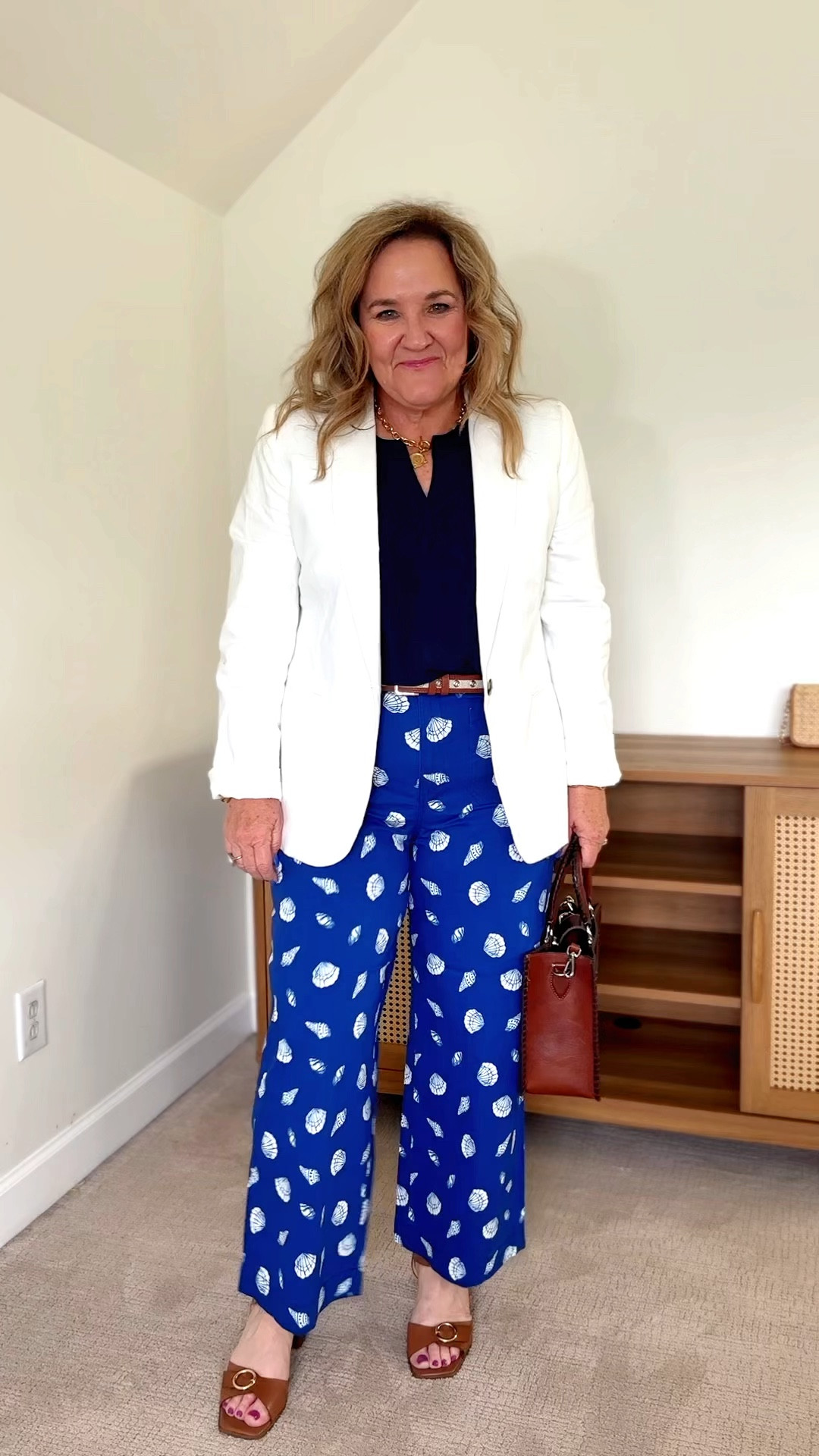 Mostly a loft tryon. 😂

Sea shell pants size 12
Blue top size L
White linen blazer size 14
Sweater size large
Lobster tee size large 
Terry cloth hoodie size XL
DRESS size large
Skirt size large petite 

Great pieces for summer vacations, the office, everyday outfits, graduations and everything in between! 

#LTKSeasonal #LTKOver40 #LTKWorkwear