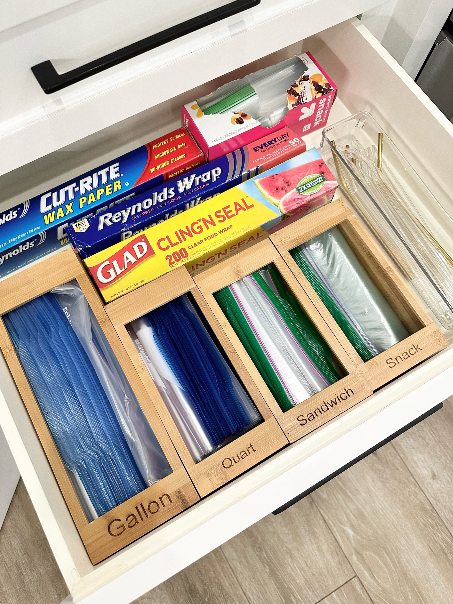 Best organizational set for ziplock bags!!

Organization, storage, kitchen

#LTKFind #LTKunder50 #LTKhome