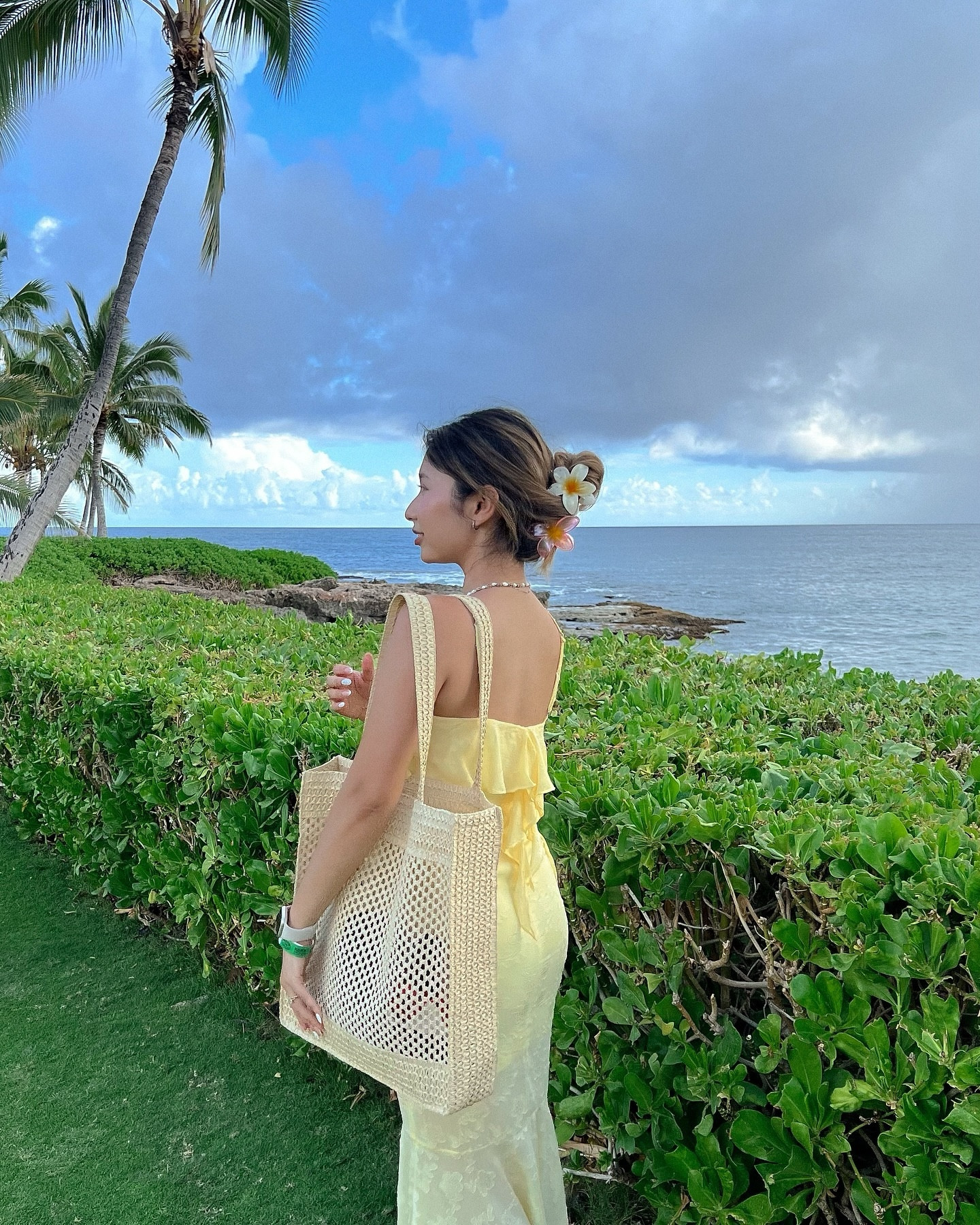 Postcards from Hawaii 🌺🏝️☀️
It was my first time visiting Oahu, and it was magical, and quite stormy too🥹

#hawaii #hawaiitrip #oahu #oahutrip #vacation #vacationoutfit #vacationstyle #vacationootd #summerdress #summerstyle #summeroutfit #summeroutfitinspo #summeraesthetic #pinterestgirl #summerday #pinterestinspired #pinterestaesthetic