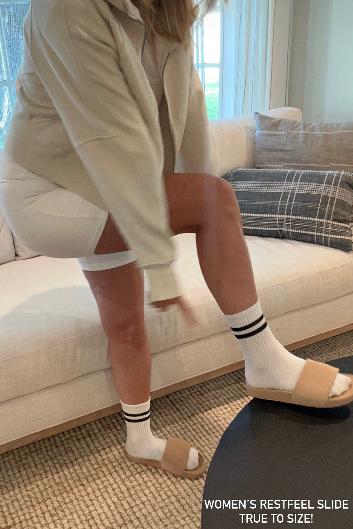 セール！Women's Restfeel Slide スライドサンダル - Bone Lululemon Restfeel Womens Slide - Bone / Bone / Bone - lulu
