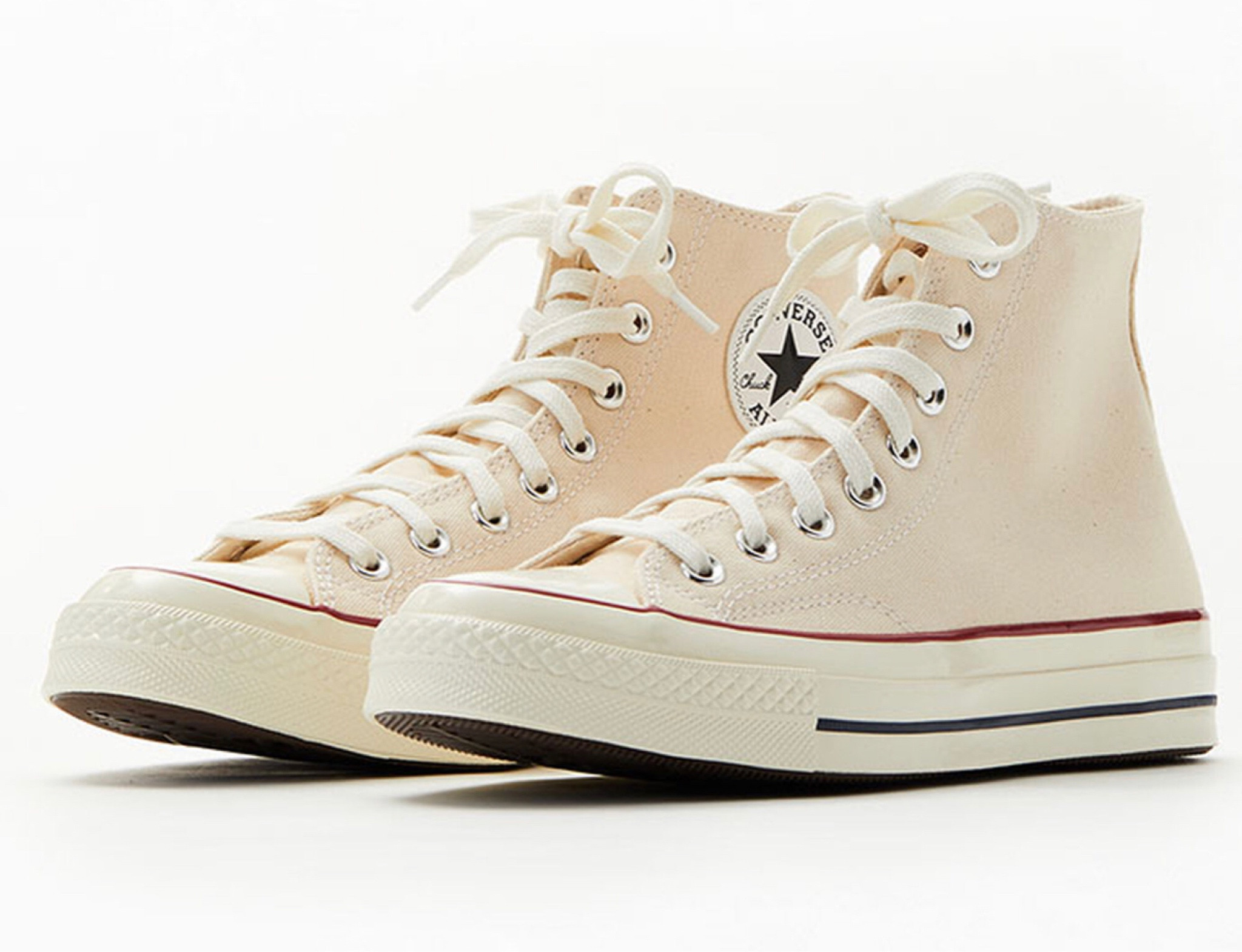 Fall sneaker must have:
Converse Chuck 70 'Parchment’. Link to shop then down below ⬇️!

#LTKmens