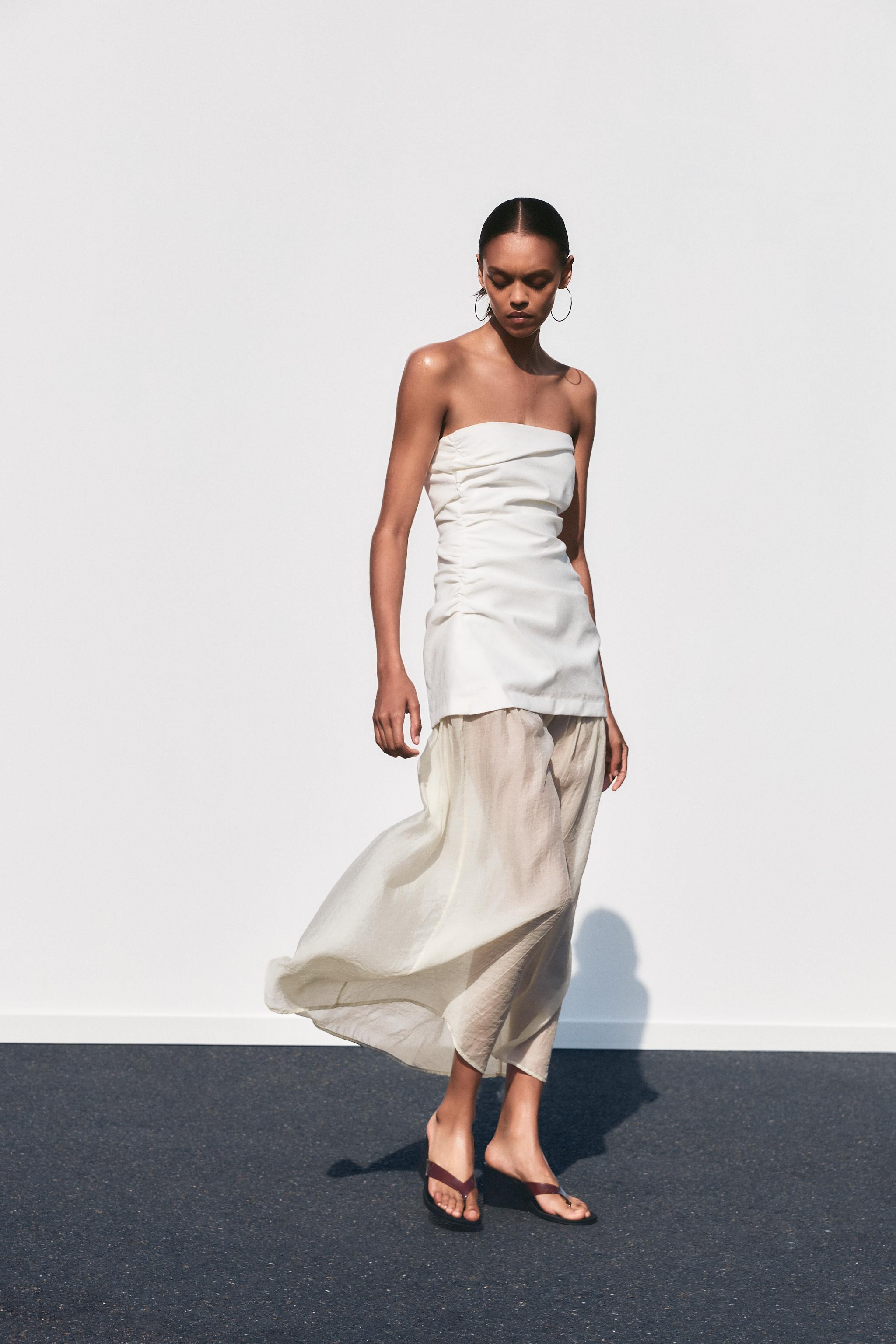 CONTRAST STRAPLESS MIDI DRESS | Zara UK