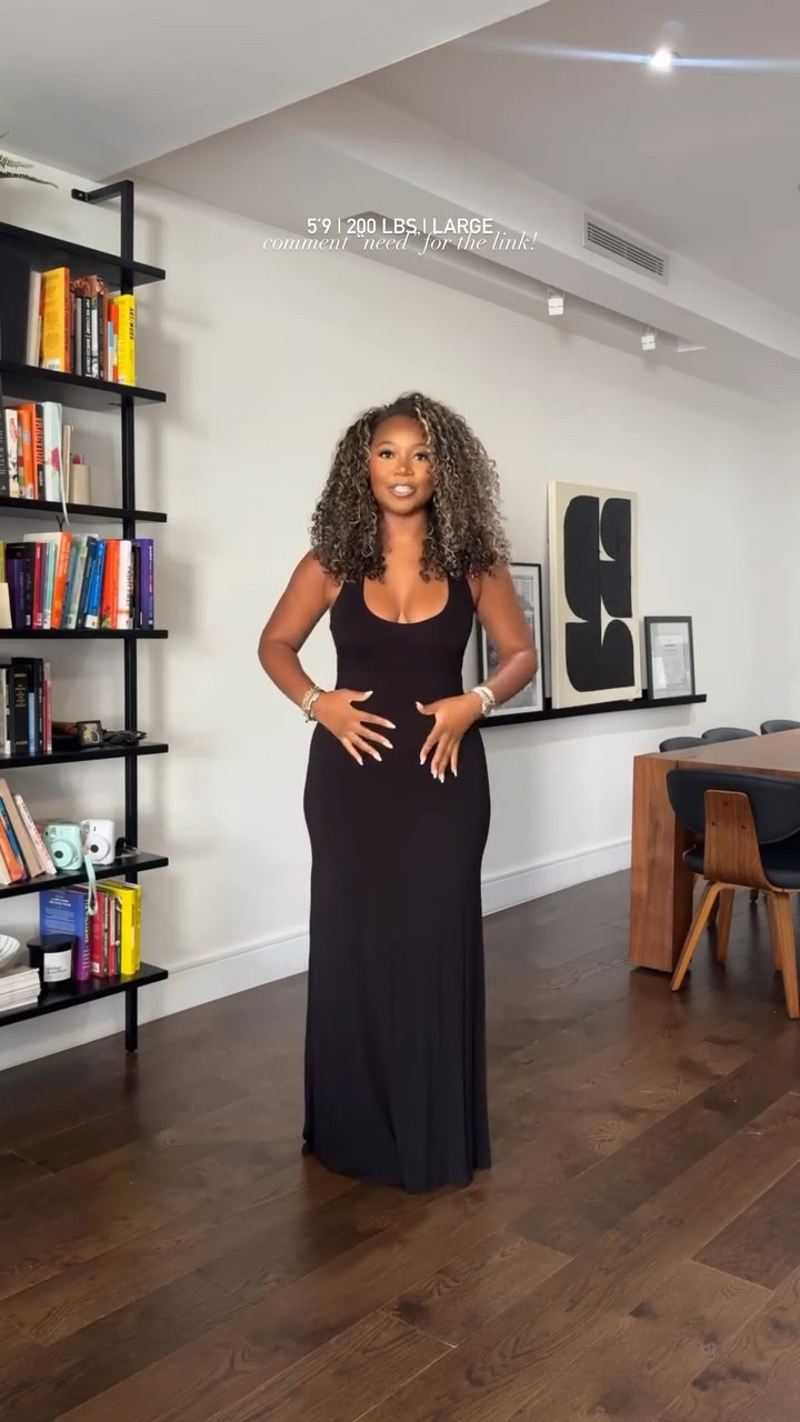 The perfect throw on dress!! I have it in black too. 5’9 200 lbs wearing a size large AND added a flowy dress option I love. Use JANESHAXSPANX for $$ off the undergarment!! OH and added my fav razorback bra that you can pair with this if you’re not into going braless 🫶🏽

#LTKfindsunder100 #LTKmidsize #LTKstyletip