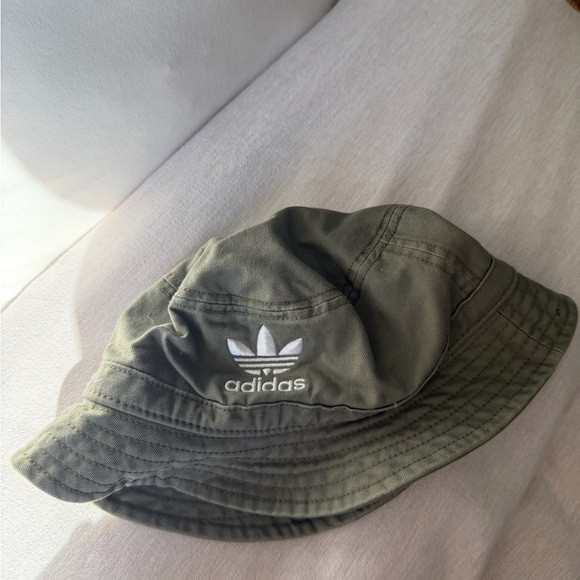 Adidas Classic Green Bucket Hat | Poshmark