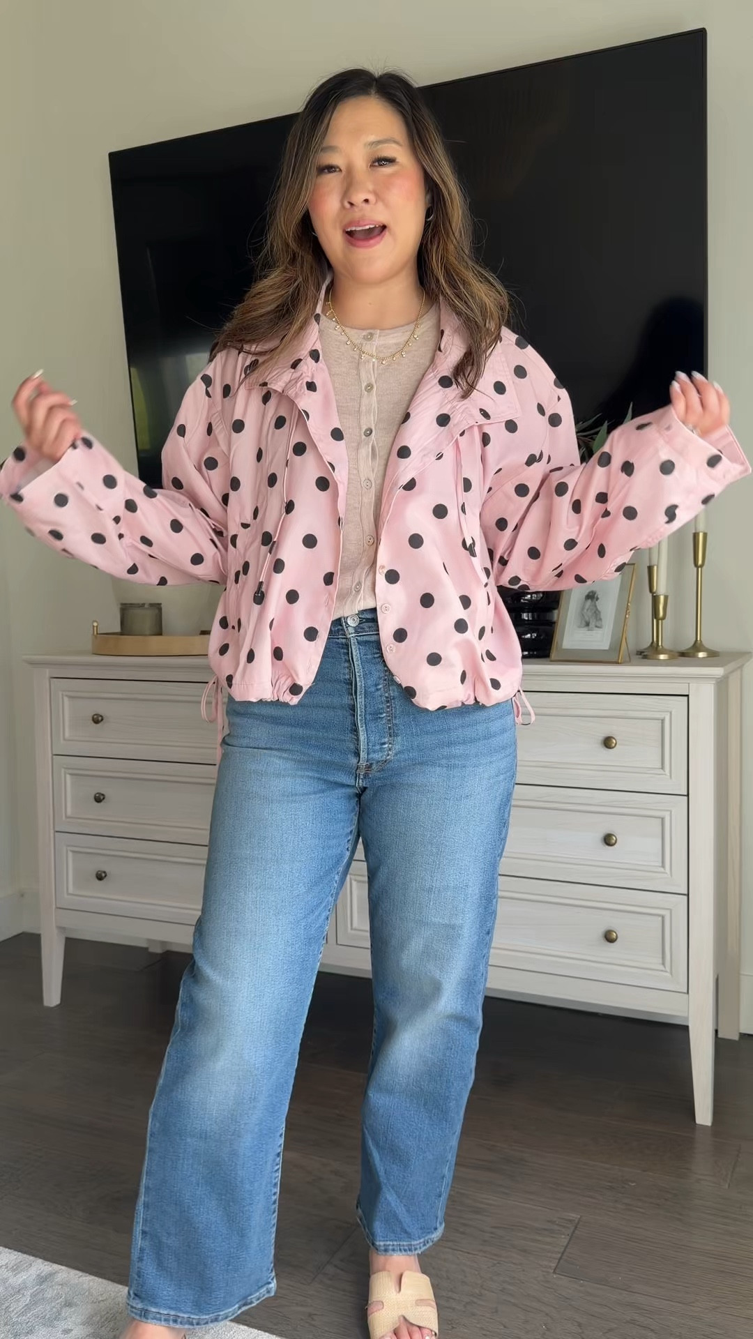 Amazon Spring / Summer Outfits
Size Medium / 29
Polka dot jacket 

#LTKootd #LTKPetite