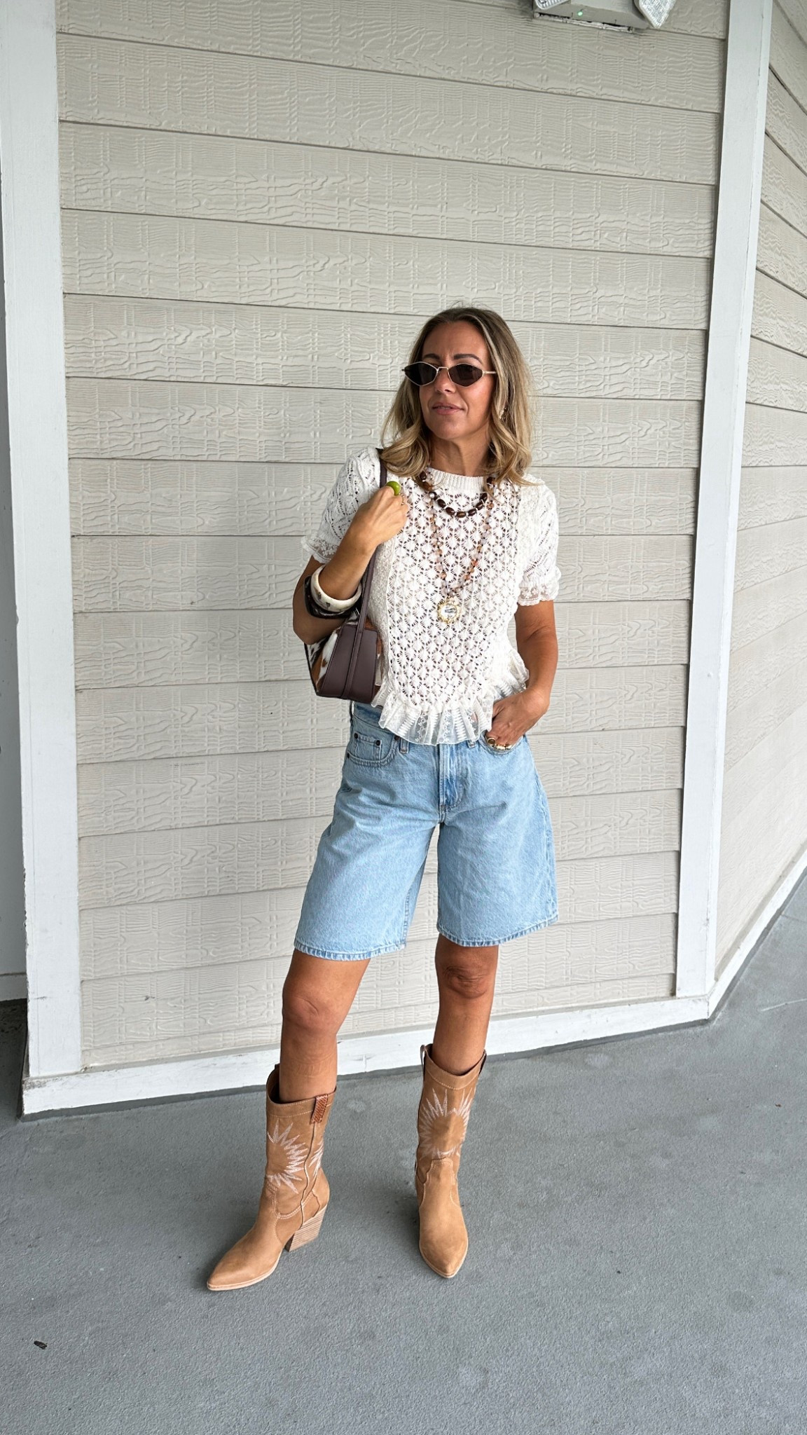 The perfect casual Nashville outfit 

#LTKFindsUnder100 #LTKStyleTip #LTKSaleAlert