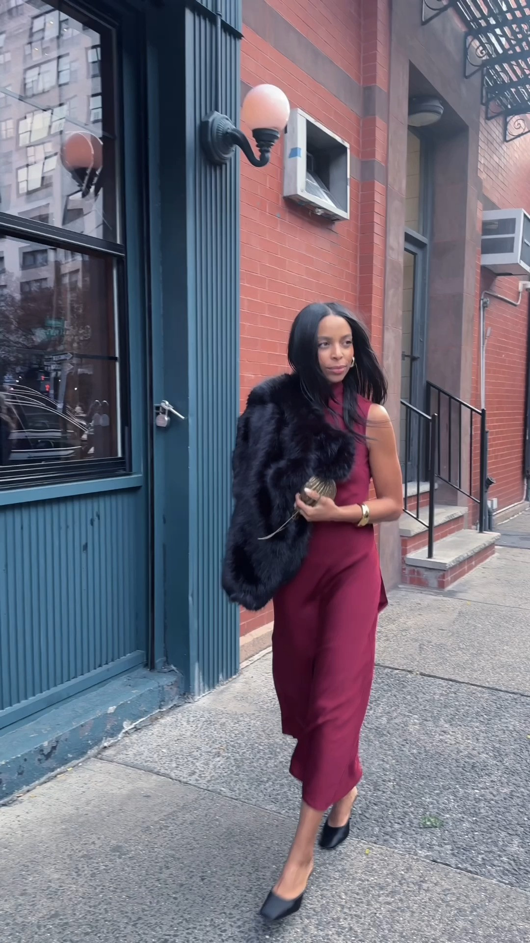 Understated from the front, unforgettable from the back. The fluid satin and tie-neck detail make it an easy choice for any evening invite! 

 

#LTKootd