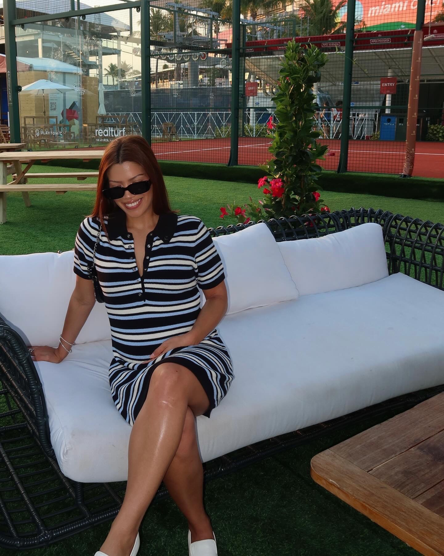 dress is from the brand Maje & I’m wearing a size 38! 

#bumpfriendly #maternity #miami