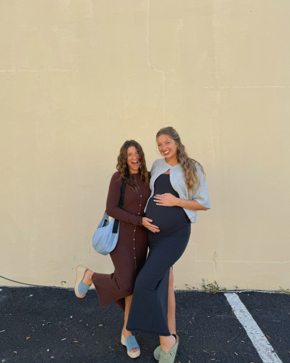 Maxi dresses for fall >>>  

fall outfit, maxi dress, maternity dress, pregnancy outfit, short sleeve cardigan, sweater dress, thanksgiving outfit

#LTKSeasonal #LTKStyleTip #LTKBump