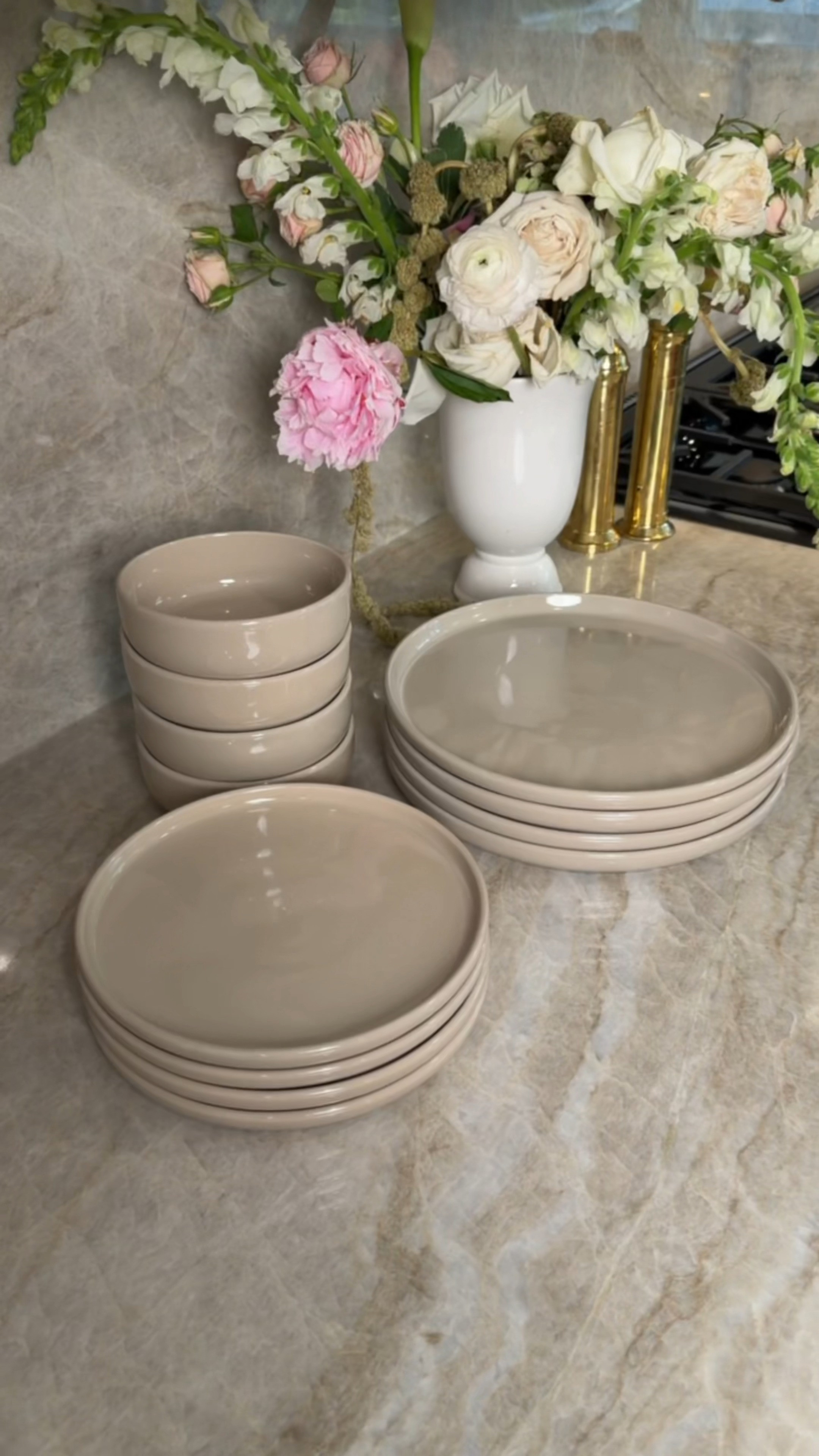 Stoneware dishes that look like they cost $100’s of dollars for this price!

They come in a few different shades and and also look so nice and are perfect for stacking on shelves and are equally as durable for everyday use! They are both dishwasher and microwave safe too! @amazonhome #amazonbasics  

 #LTKHome