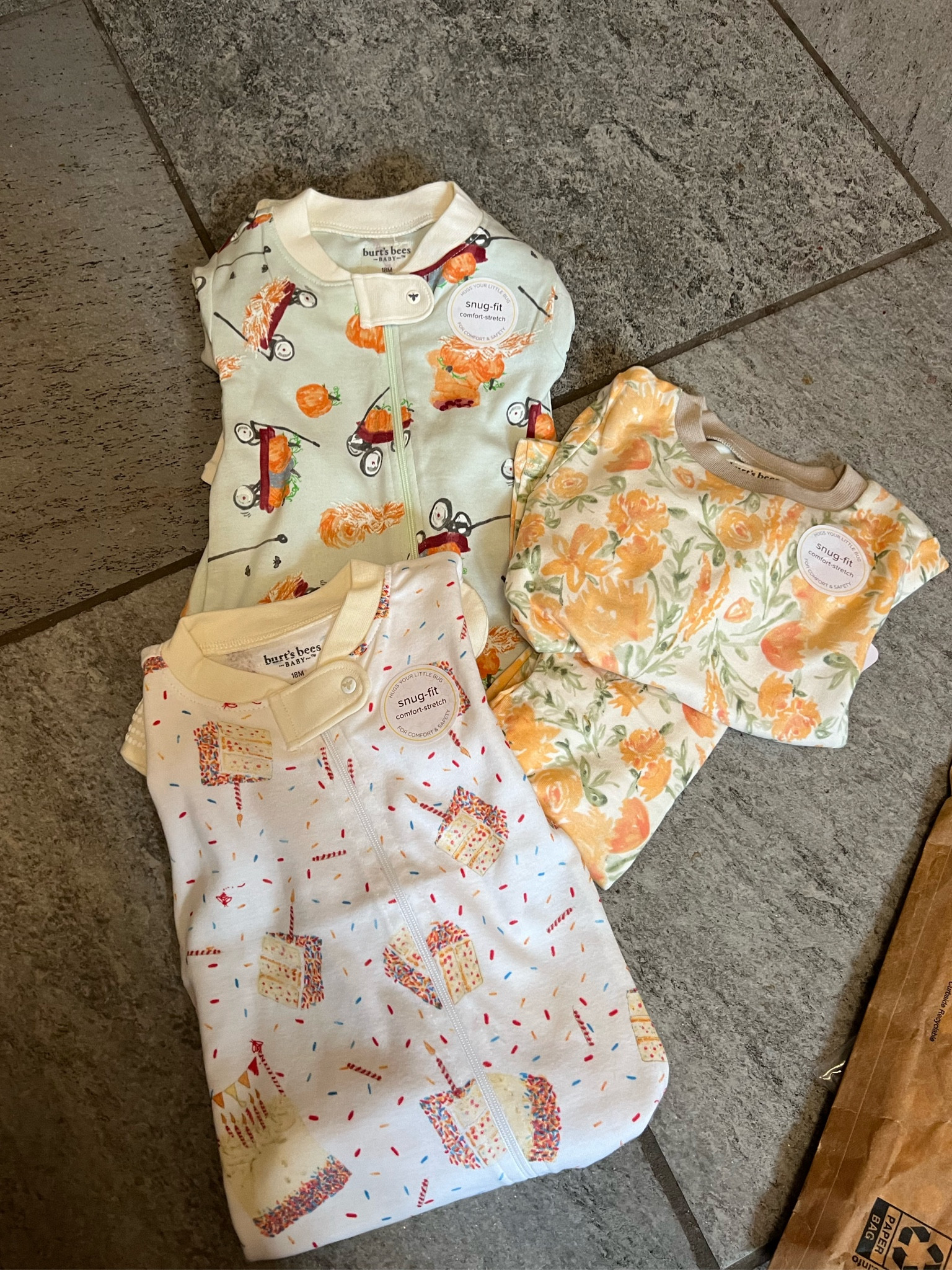 Burt's bee hotsell baby clothes