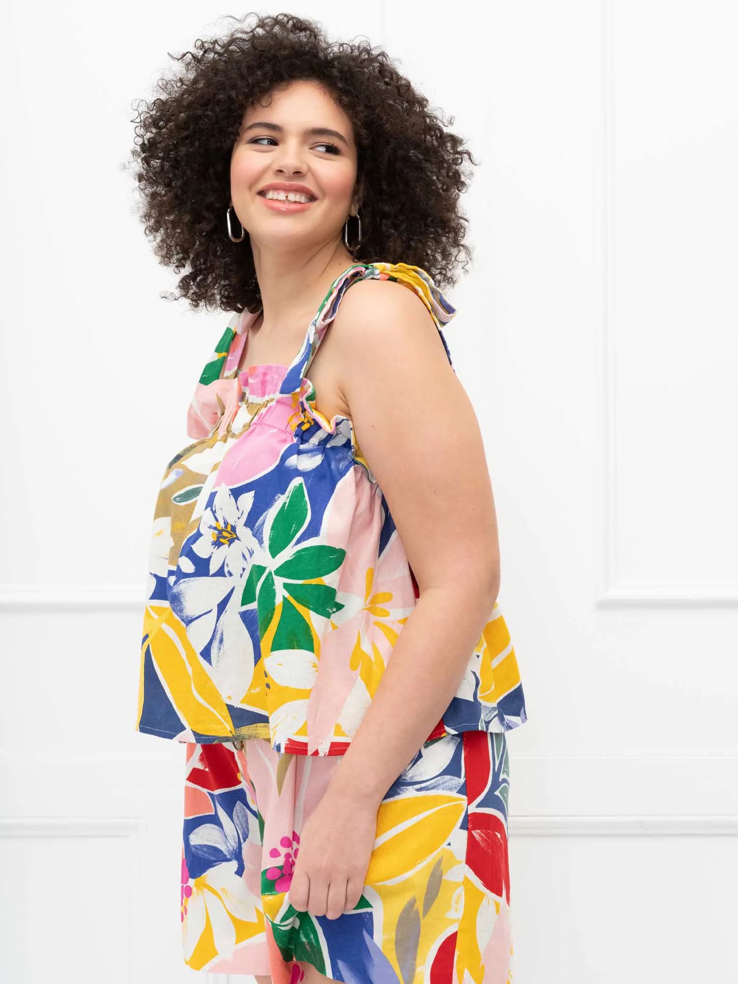 ELOQUII Elements Women's Plus Size Paradiso Print Tie-Shoulder Linen Tank Top | Walmart (US)