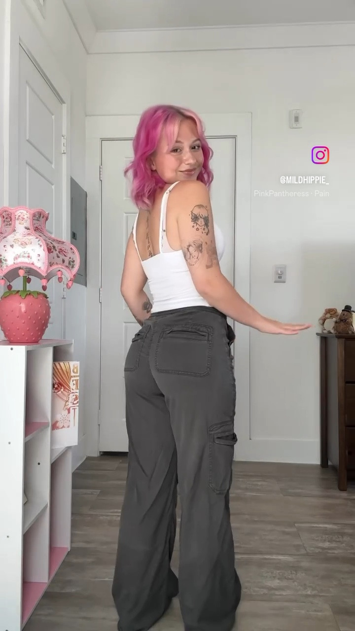 My jeans collection as a petite 4’11” girlie  

#LTKSeasonal #LTKVideo #LTKstyletip